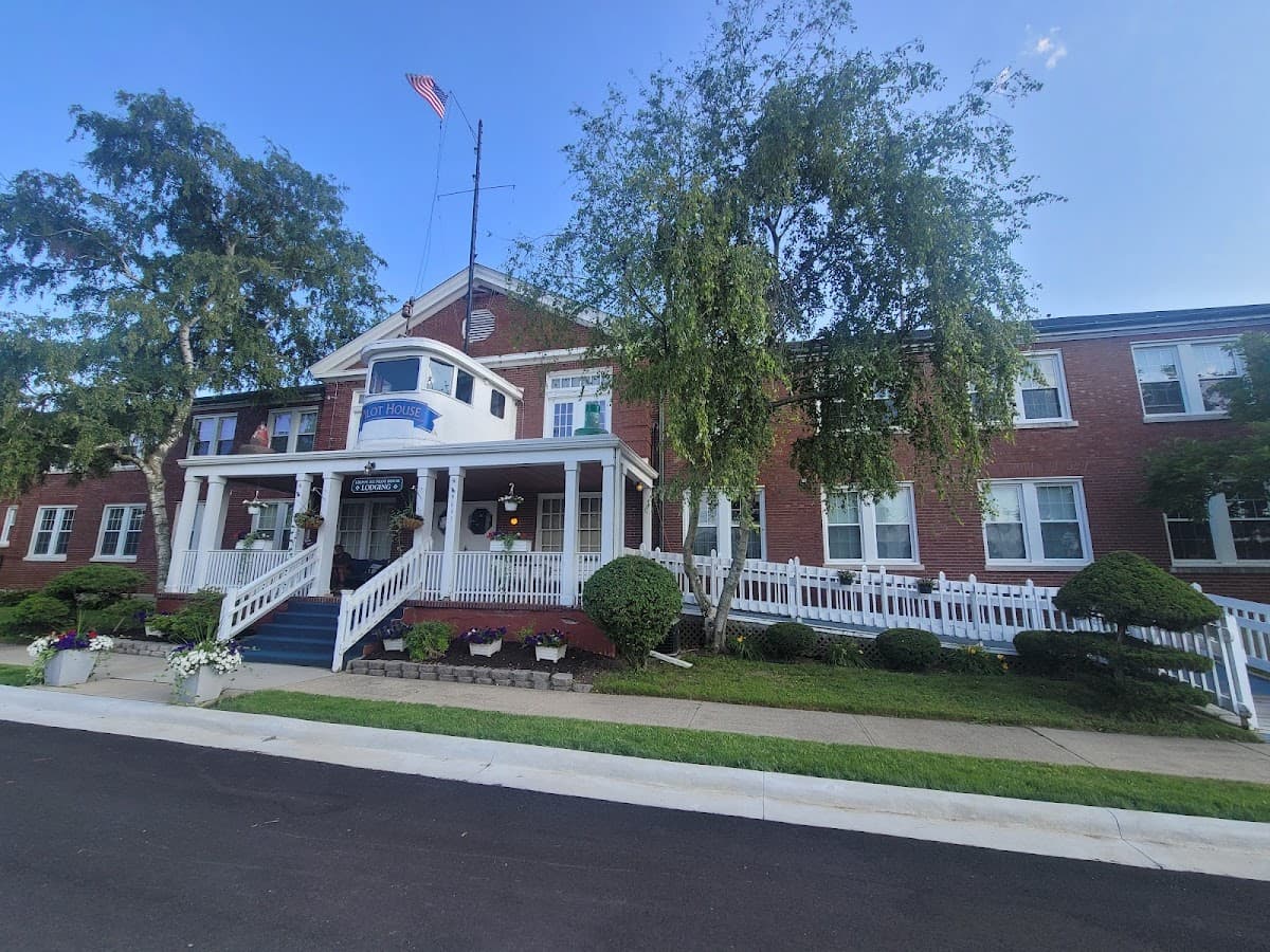 Grosse Ile Pilot House, Hotel in Gibraltar