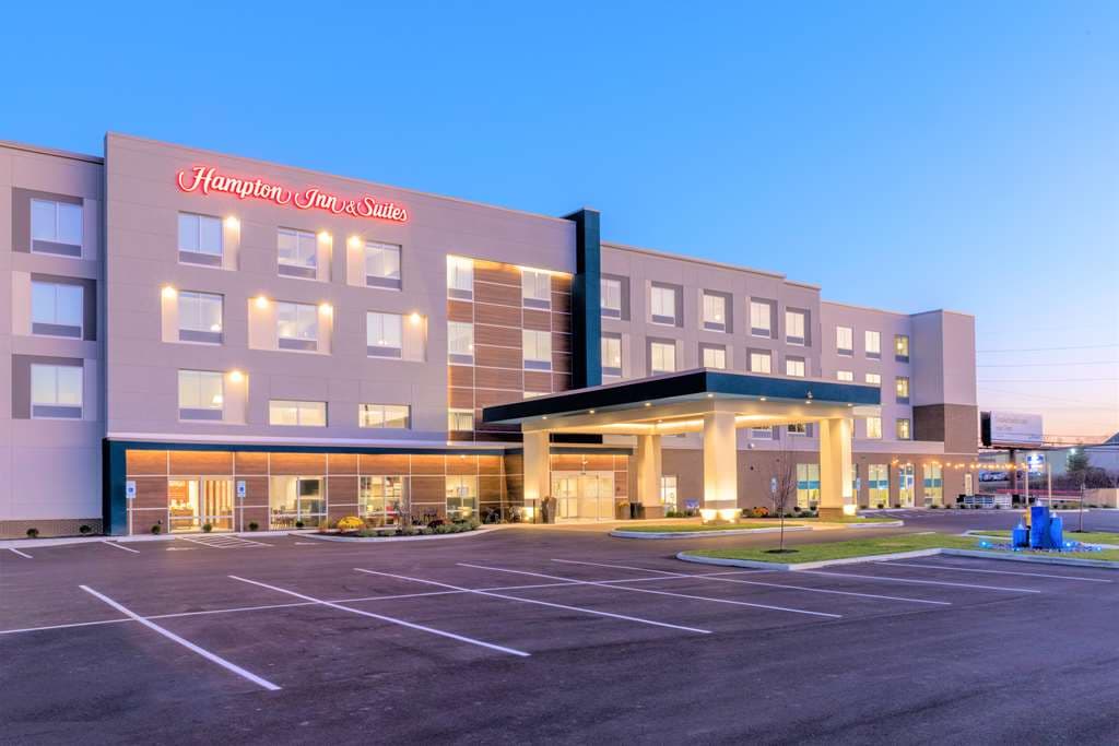 Hampton Inn & Suites Cincinnati West, Hotel in Dent