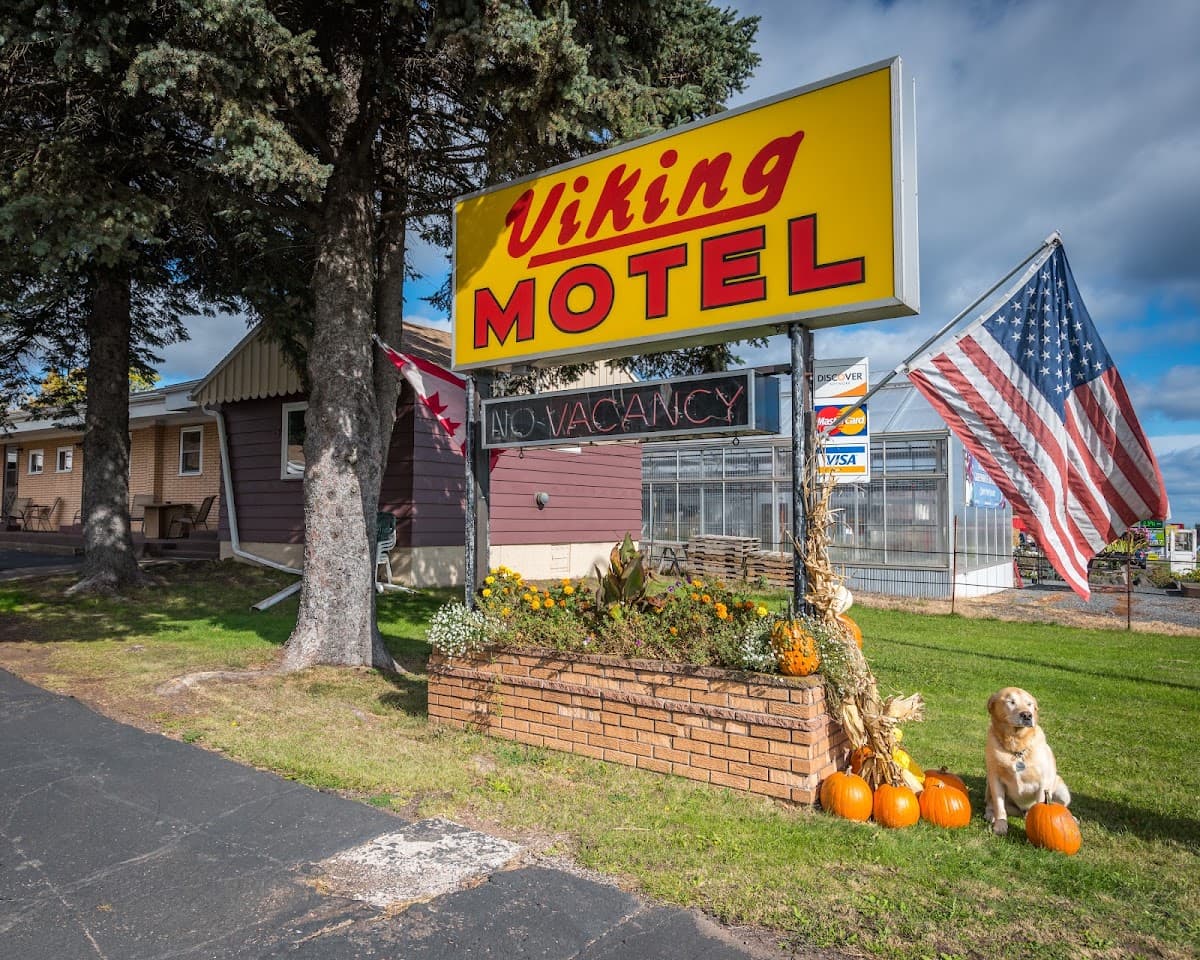Viking Motel, Motel in Two Harbors