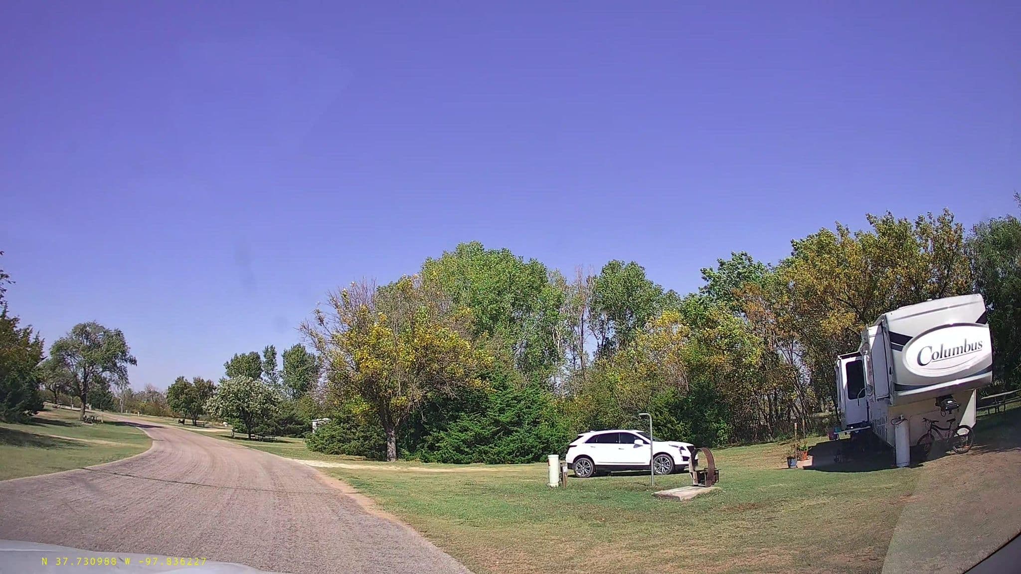 Street view near Cheney State Park Hobie Beach Campground, Haven — © bundlegut (CC BY-SA · Mapillary)