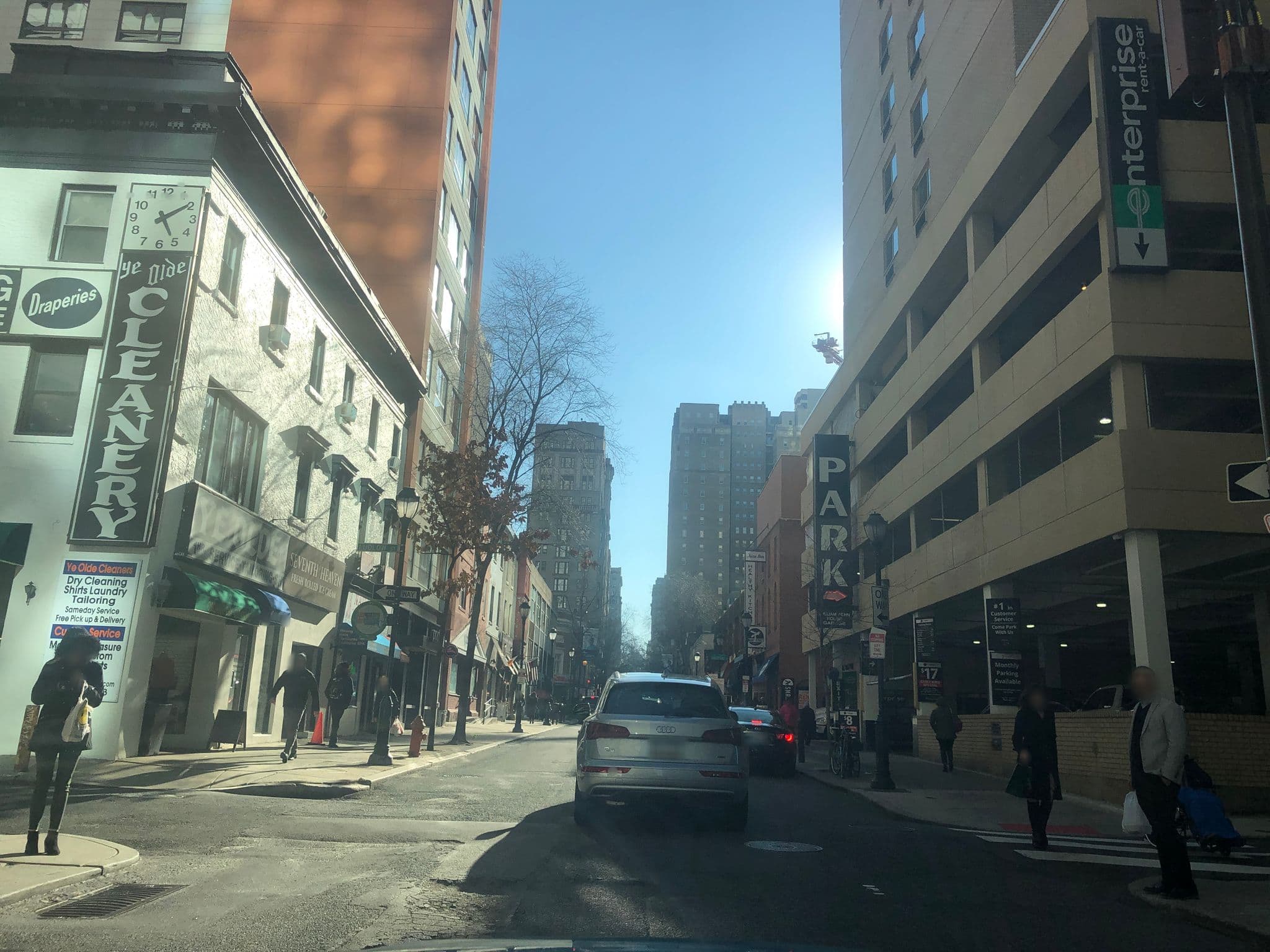 Street view near Motto by Hilton, Rittenhouse — © agreen824 (CC BY-SA · Mapillary)