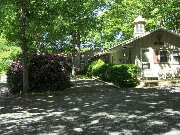 Midway Motel and Cottages, Motel in North Eastham