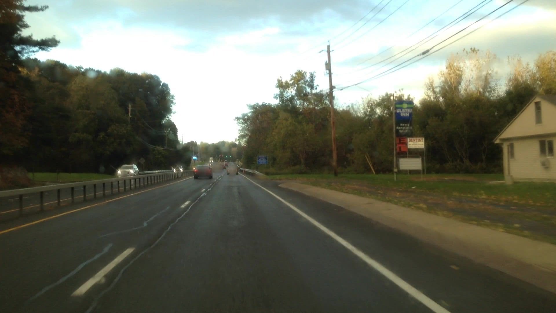 Street view near Ulster Inn, Poughkeepsie — © lvl5 (CC BY-SA · Mapillary)