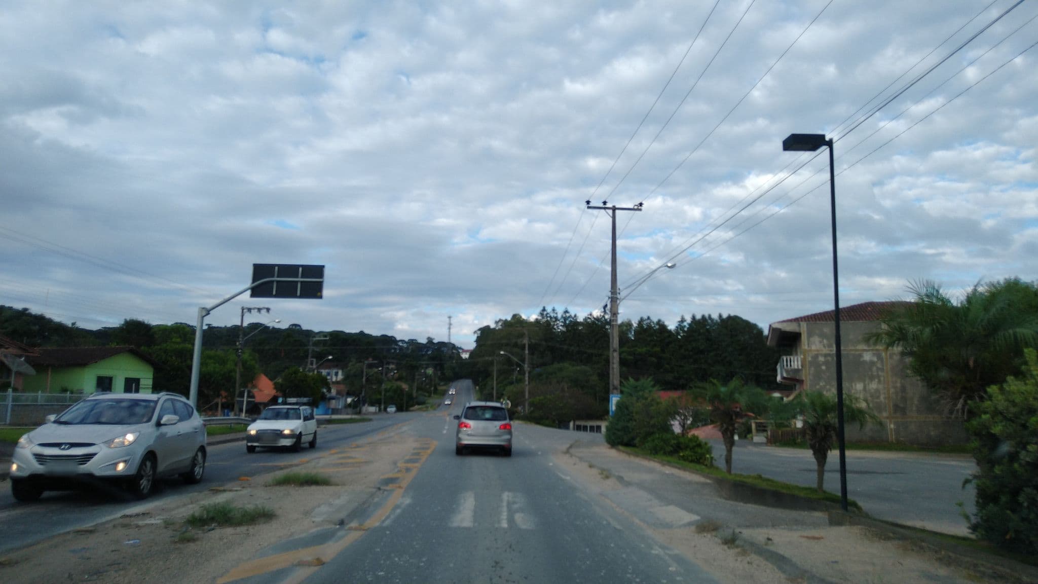 Street view near Egon Hotel, São Bento do Sul — © diegokrein (CC BY-SA · Mapillary)