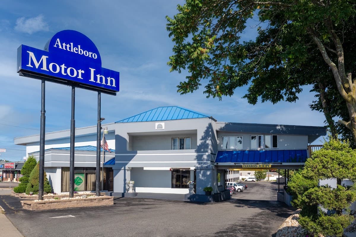 Attleboro Motor Inn, Hotel in Central Falls