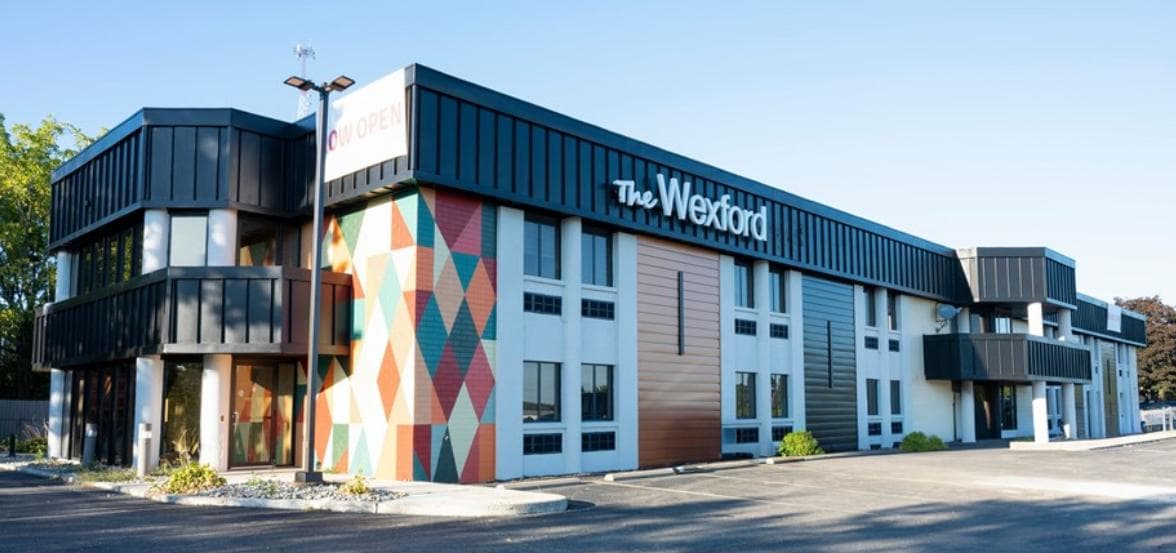 Wexford Inn & Suites, Hotel in Bradford Woods