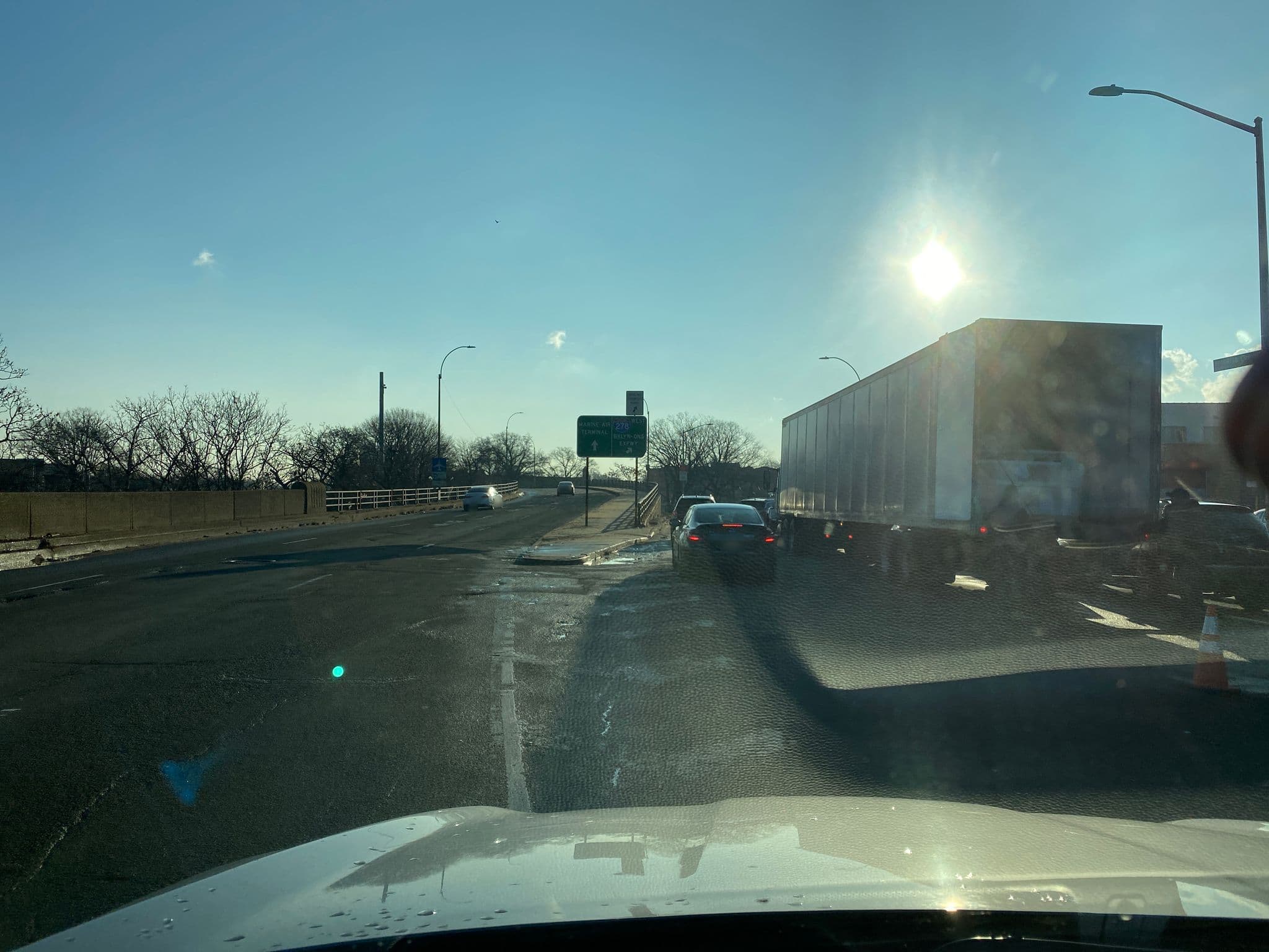 Street view near Fairfield Inn, Steinway — © smartmaper (CC BY-SA · Mapillary)