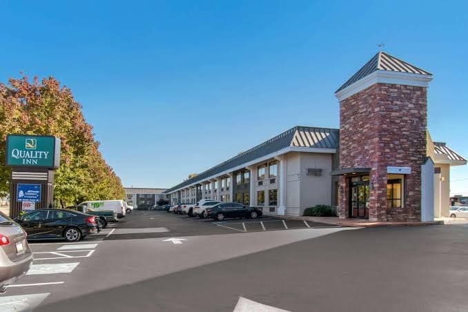 Hotel Hanna, Hotel in Lemoyne