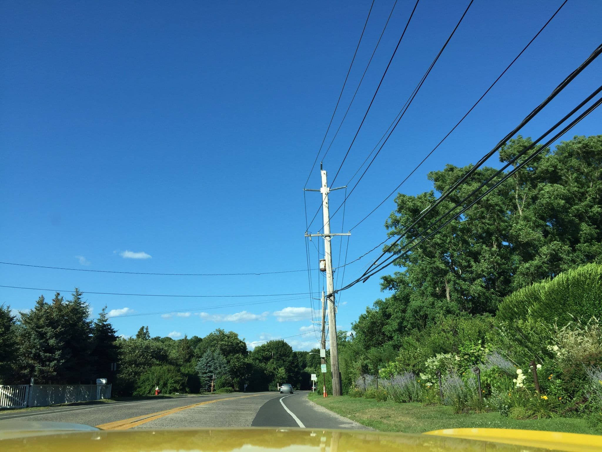 Street view near Shorecrest Bed & Breakfas, Southold — © richlv (CC BY-SA · Mapillary)