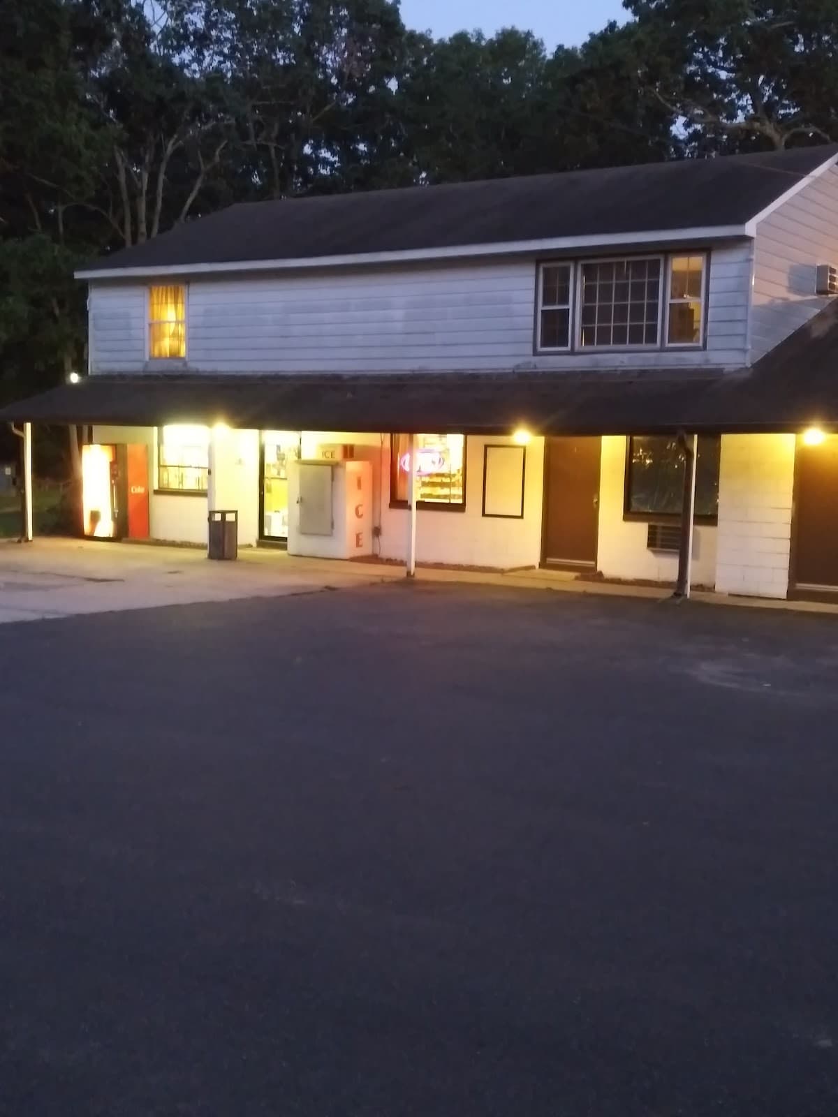 El Sombrero Motel, Motel in Browns Mills