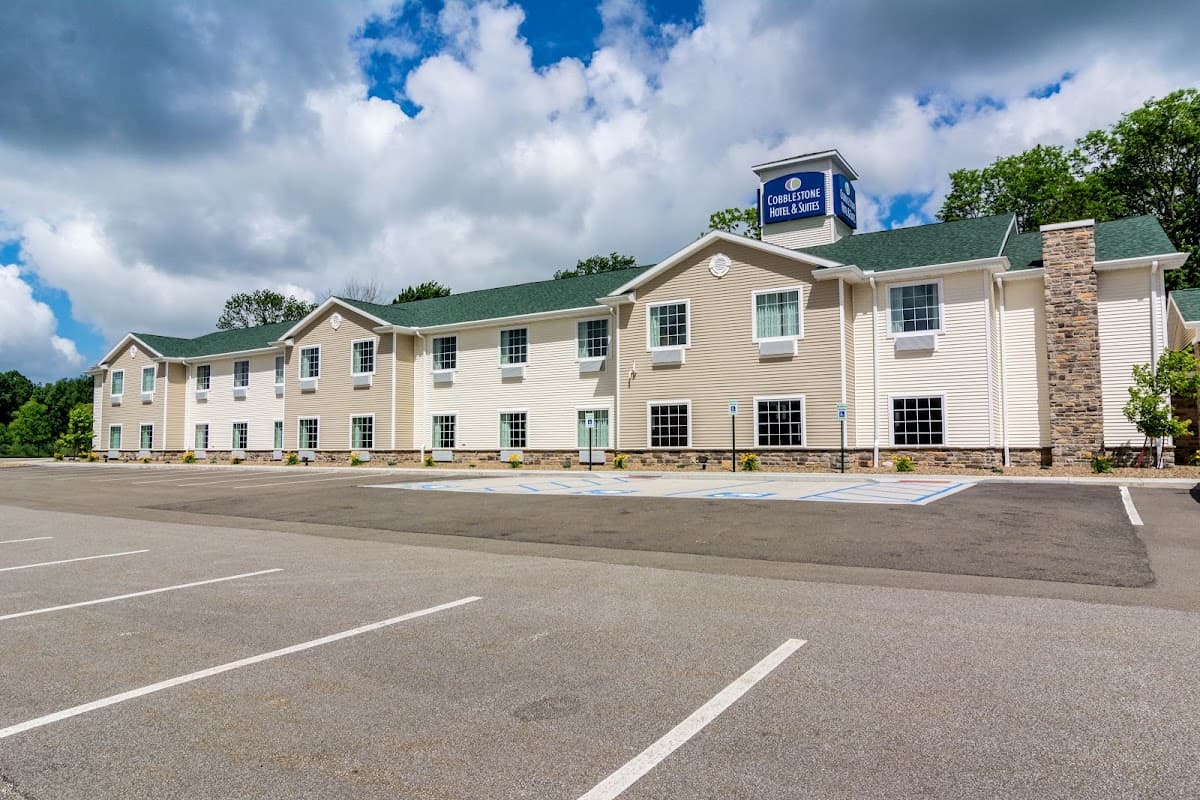 Cobblestone Hotel & Suites - Harborcreek, Hotel in Northwest Harborcreek