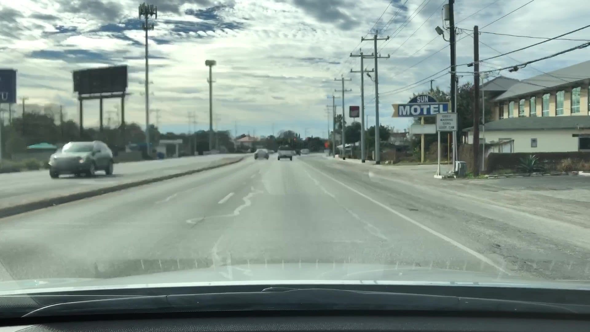 Street view near Steel Motel Three, Terrell Hills — © lvl5 (CC BY-SA · Mapillary)