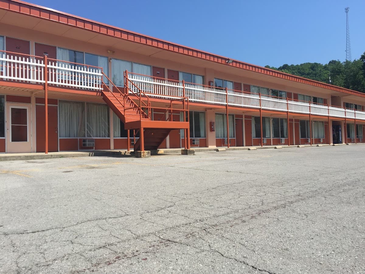 Daniel Boone Motor Inn, Motel in Coal Run Village