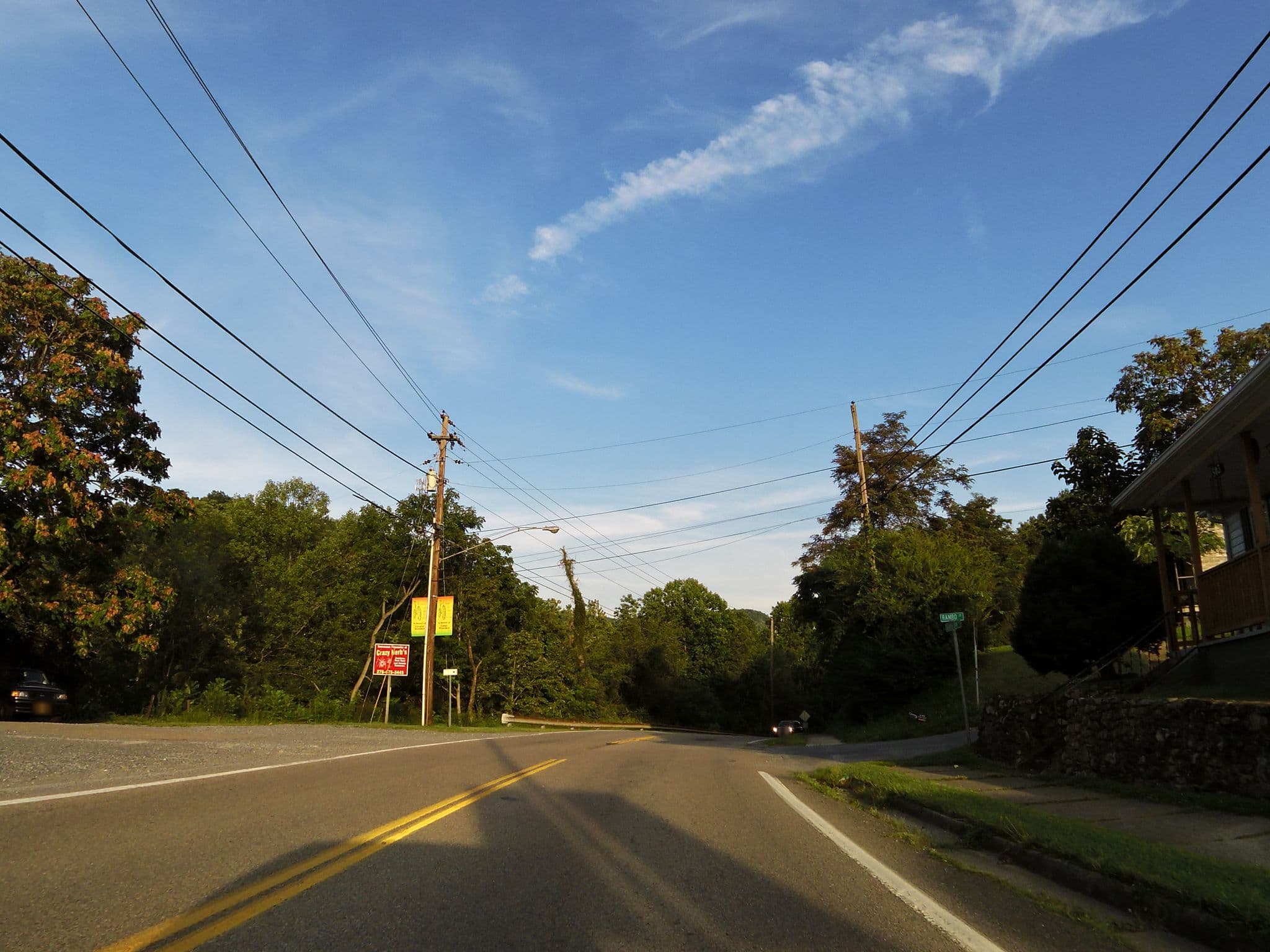 Street view near Virginia Creeper Lodge, Glade Spring — © allen (CC BY-SA · Mapillary)