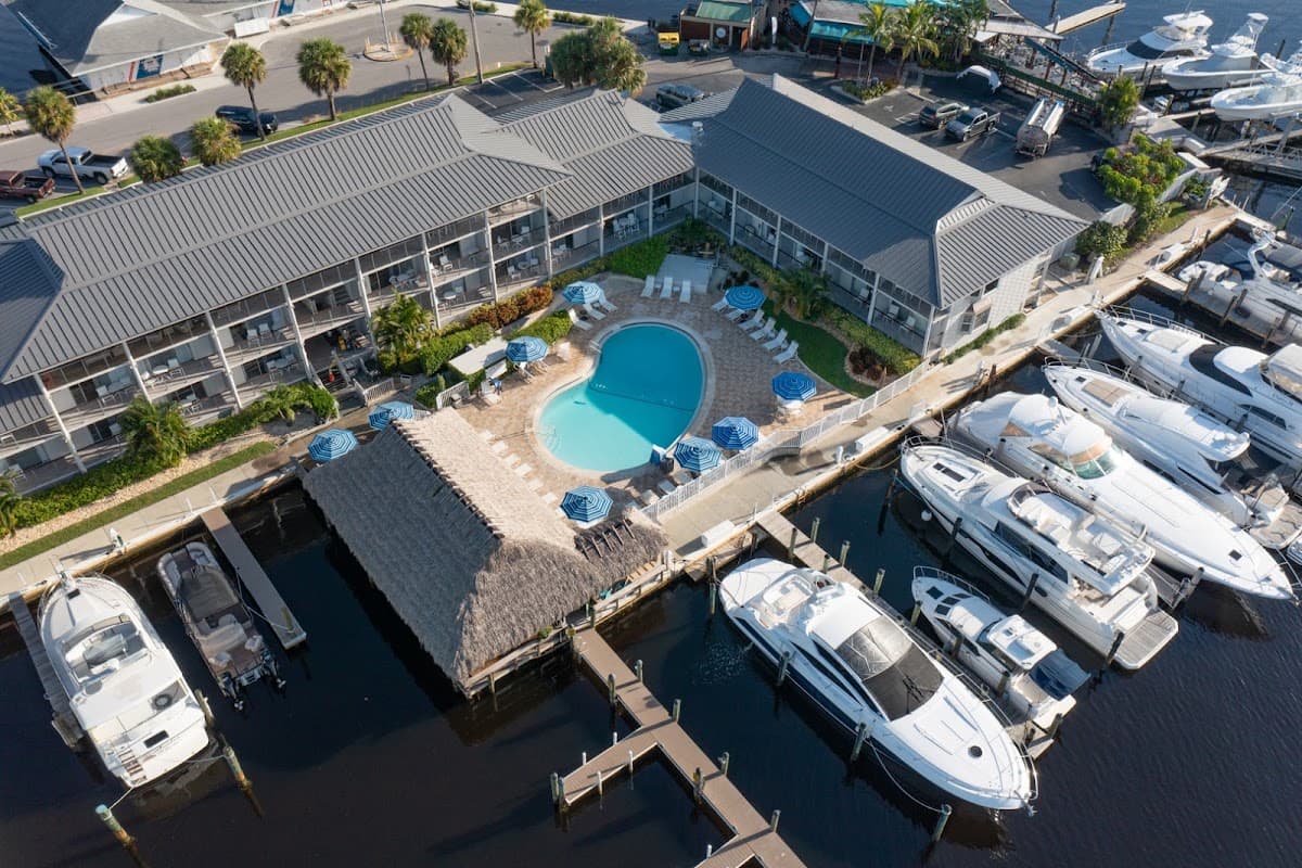 Cove Inn on Naples Bay, Hotel in Naples