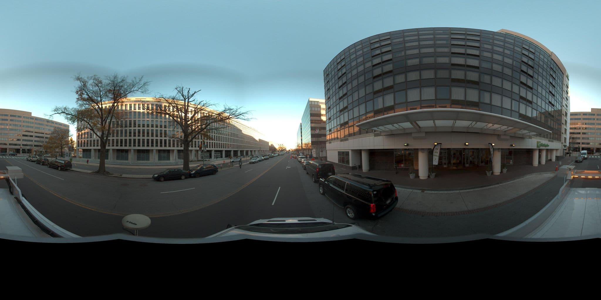 Street view near Holiday Inn Washington Capitol, Southwest Waterfront — © EdwardDDOT (CC BY-SA · Mapillary)