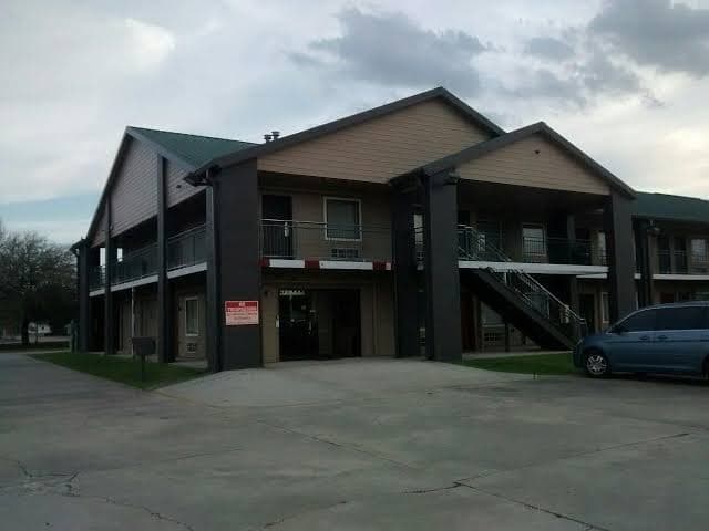 The Cypress Inn, Motel in New Roads