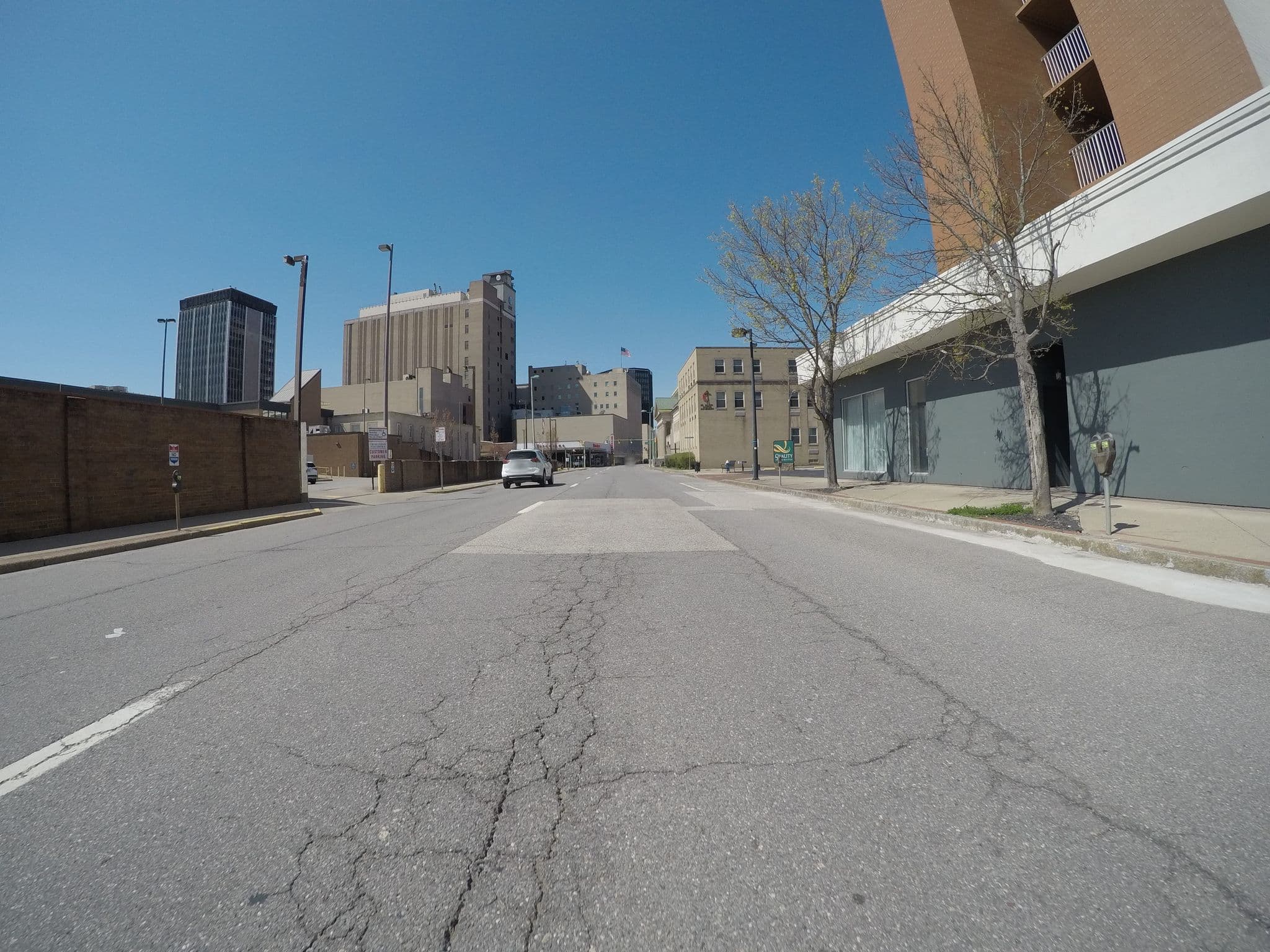 Street view near Quality Inn & Suites, South Charleston — © wolfgang8741 (CC BY-SA · Mapillary)