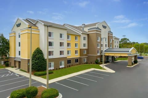 Fairfield Inn & Suites Fort Walton Beach-Eglin AFB, Hotel in Lake Lorraine