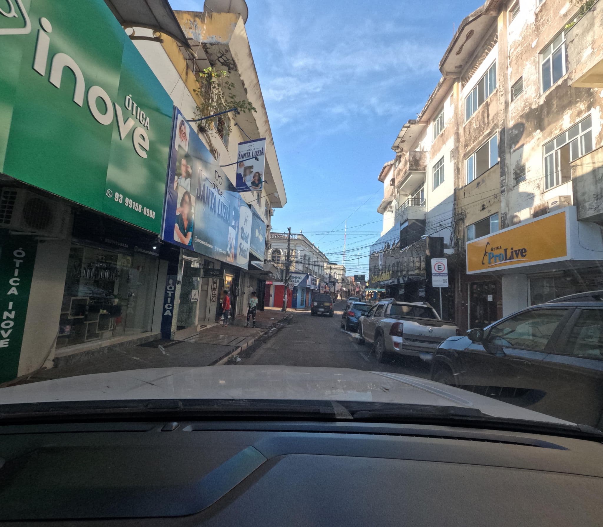 Street view near Hotel Gran Rios, Santarém — © mori_brasil (CC BY-SA · Mapillary)
