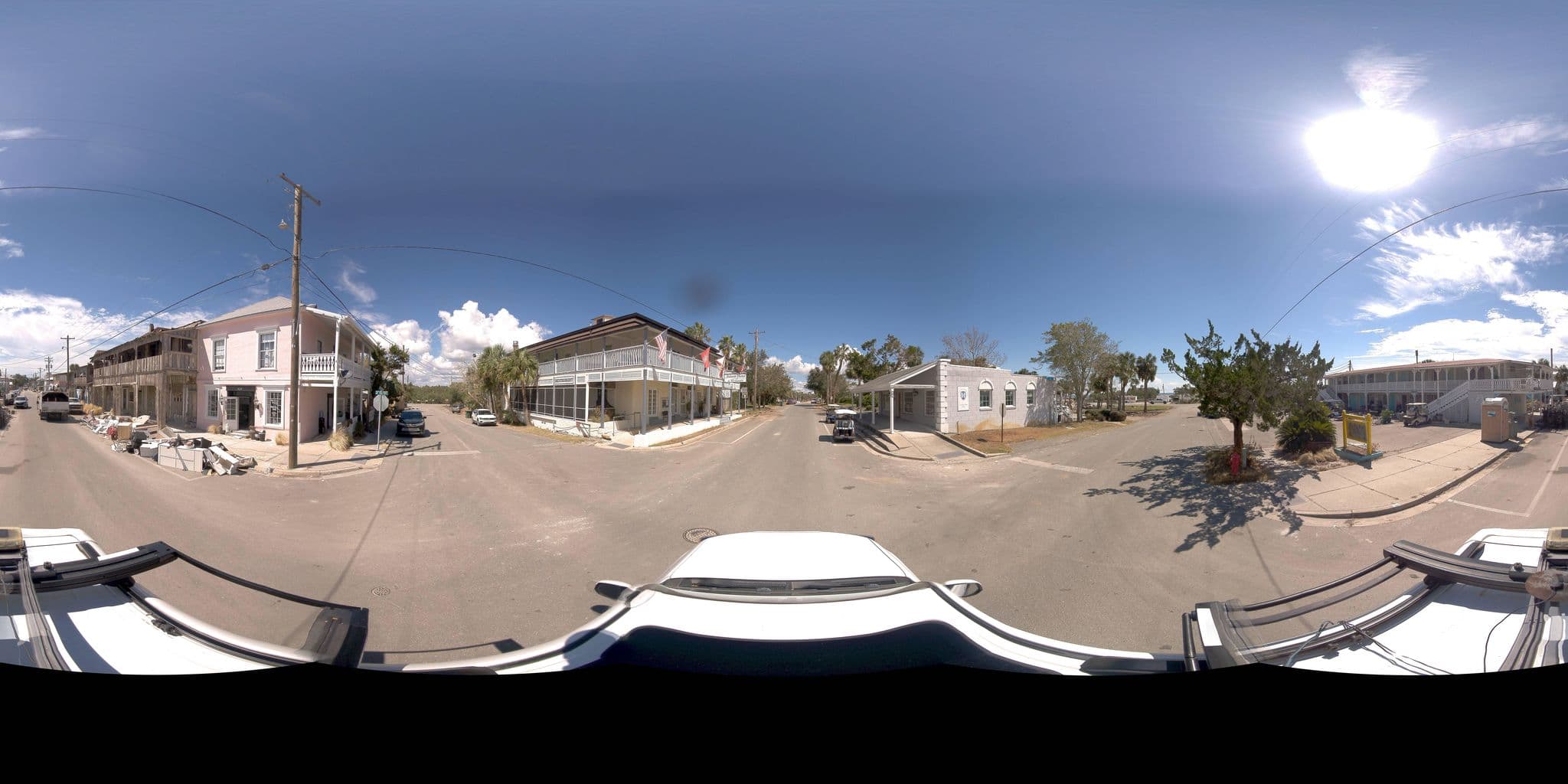 Street view near Cedar Inn Motel, Inglis — © Sitetour (CC BY-SA · Mapillary)