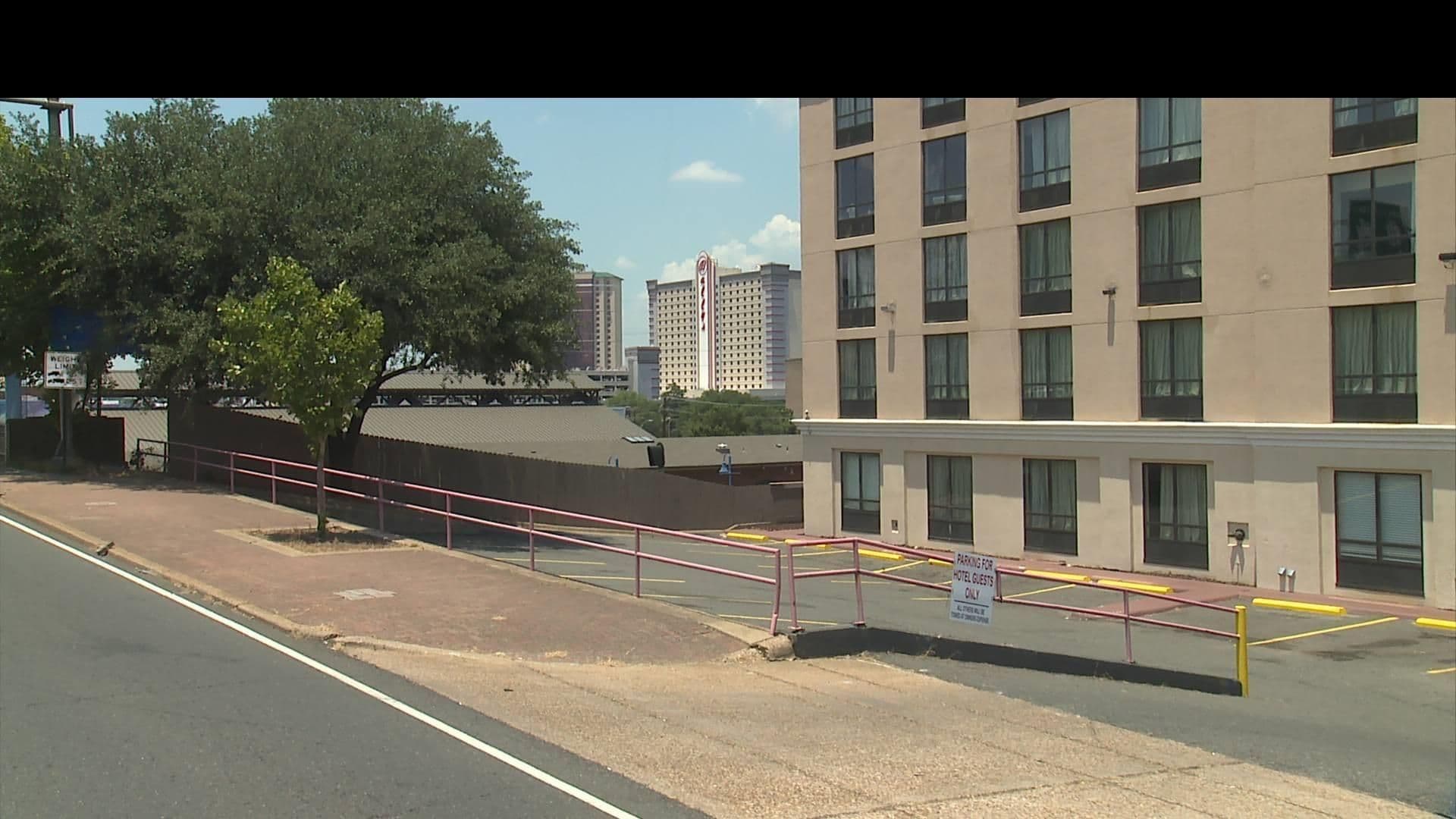 Street view near Holiday Inn, Bossier City — © 2023WR (CC BY-SA · Mapillary)