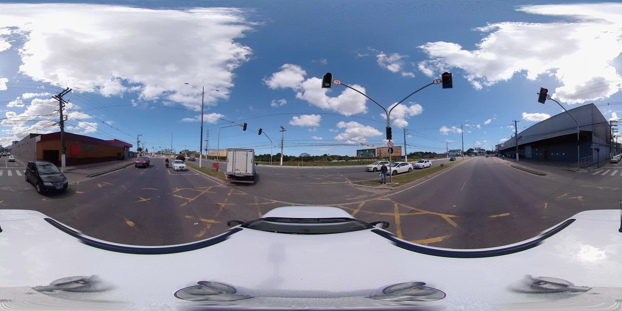 Street view near Tipiti, Vitória — © 360 (CC BY-SA · Mapillary)