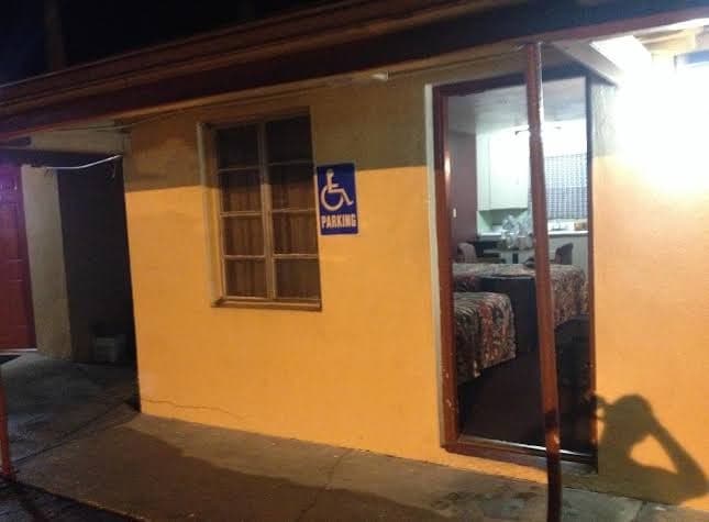 Palm City Motel, Motel in Tice