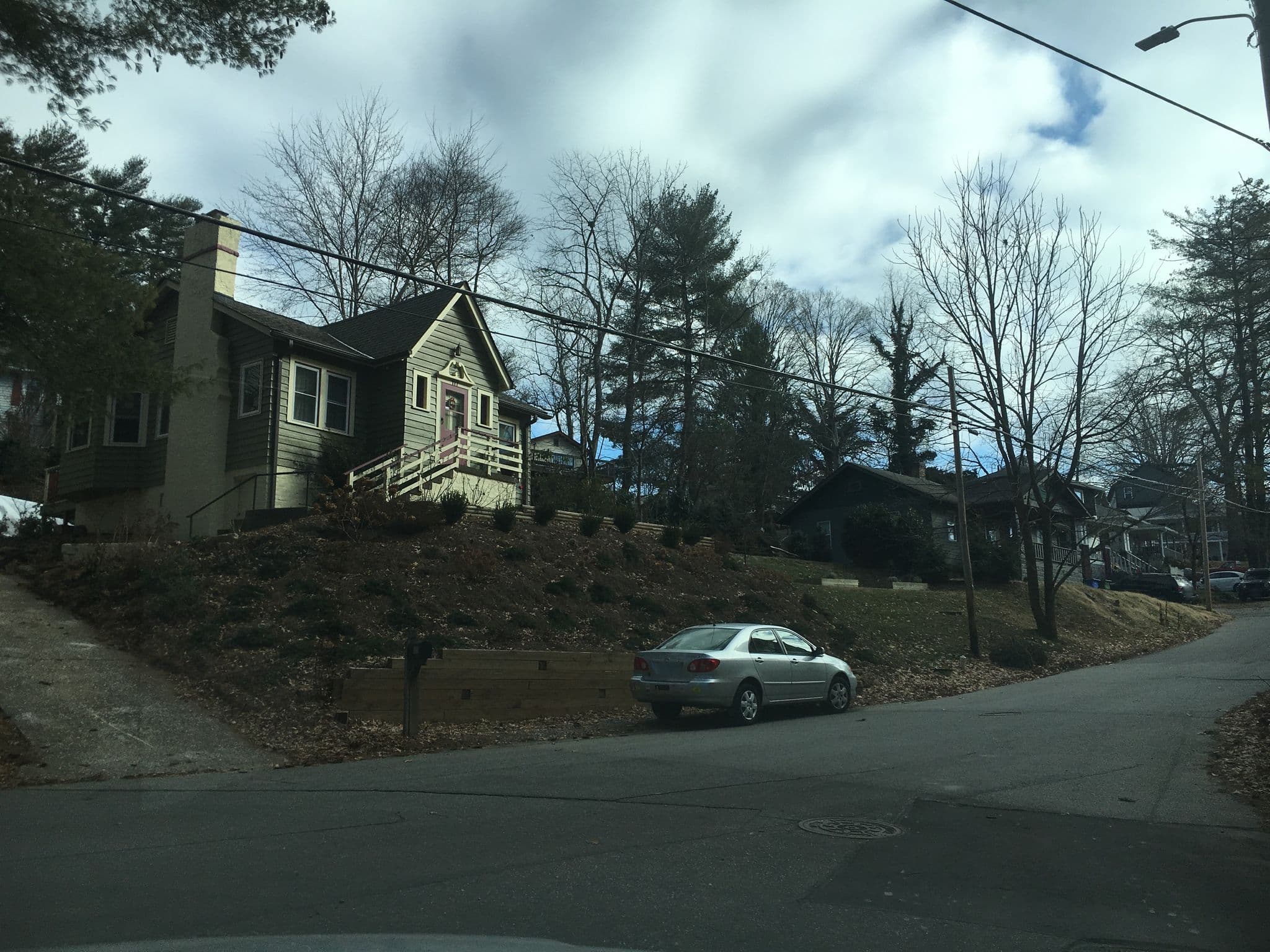 Street view near Scenic Hotel, Biltmore Forest — © i_drive_alot (CC BY-SA · Mapillary)