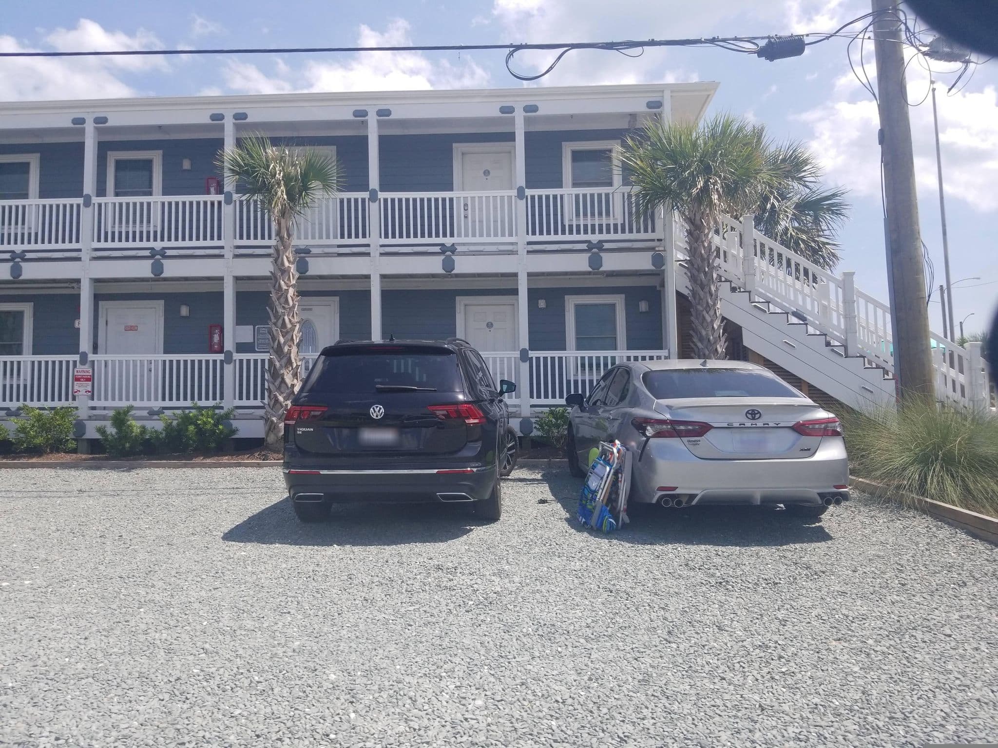 Street view near Loggerhead Inn, Surf City — © DrivingRoundTown (CC BY-SA · Mapillary)