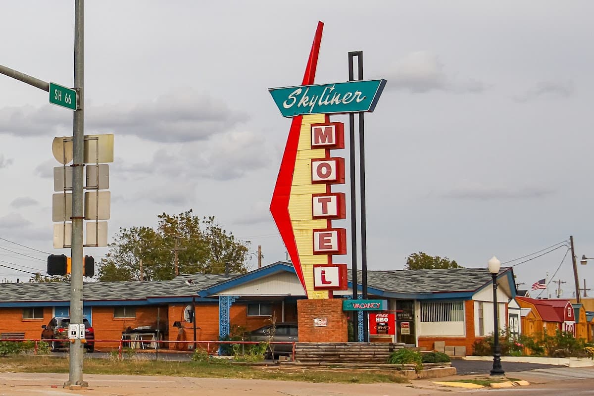 Skyliner Motel, Motel in Stroud