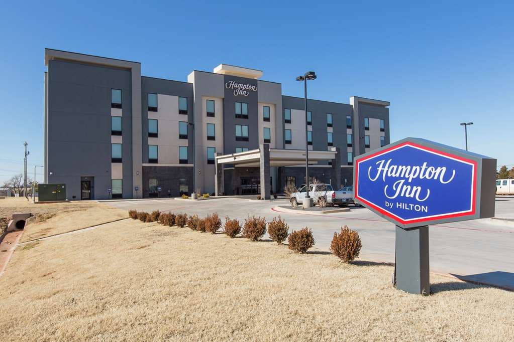 Hampton Inn Mustang, Hotel in Mustang
