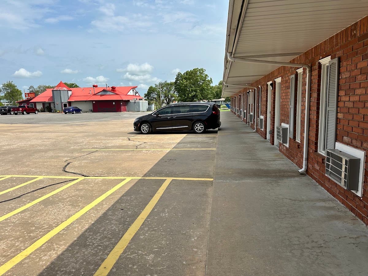 Sleepy Traveler Motel, Motel in Wagoner