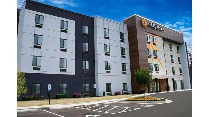 La Quinta Inn & Suites by Wyndham - Memphis East, Hotel in Bartlett