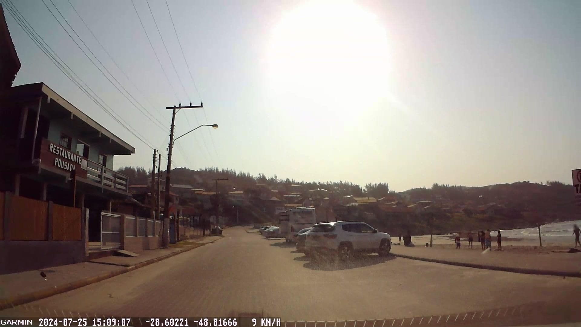Street view near Pousada Vida Farol, Laguna — © tomio (CC BY-SA · Mapillary)