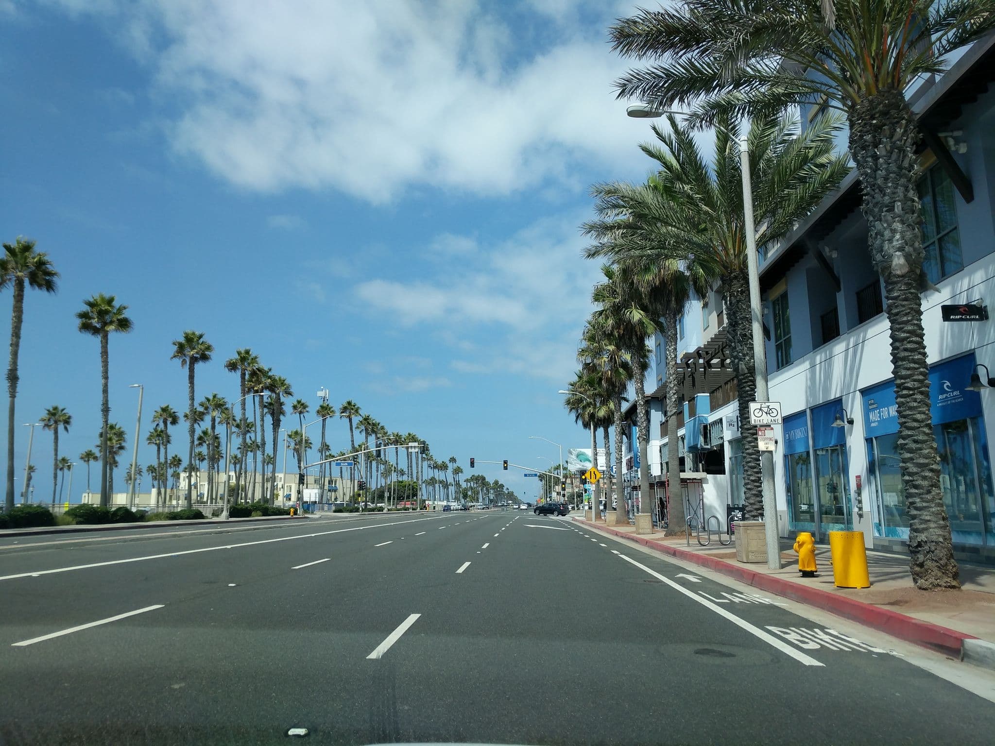 Street view near Shorebreak Hotel, Huntington Beach — © mly_lax03 (CC BY-SA · Mapillary)