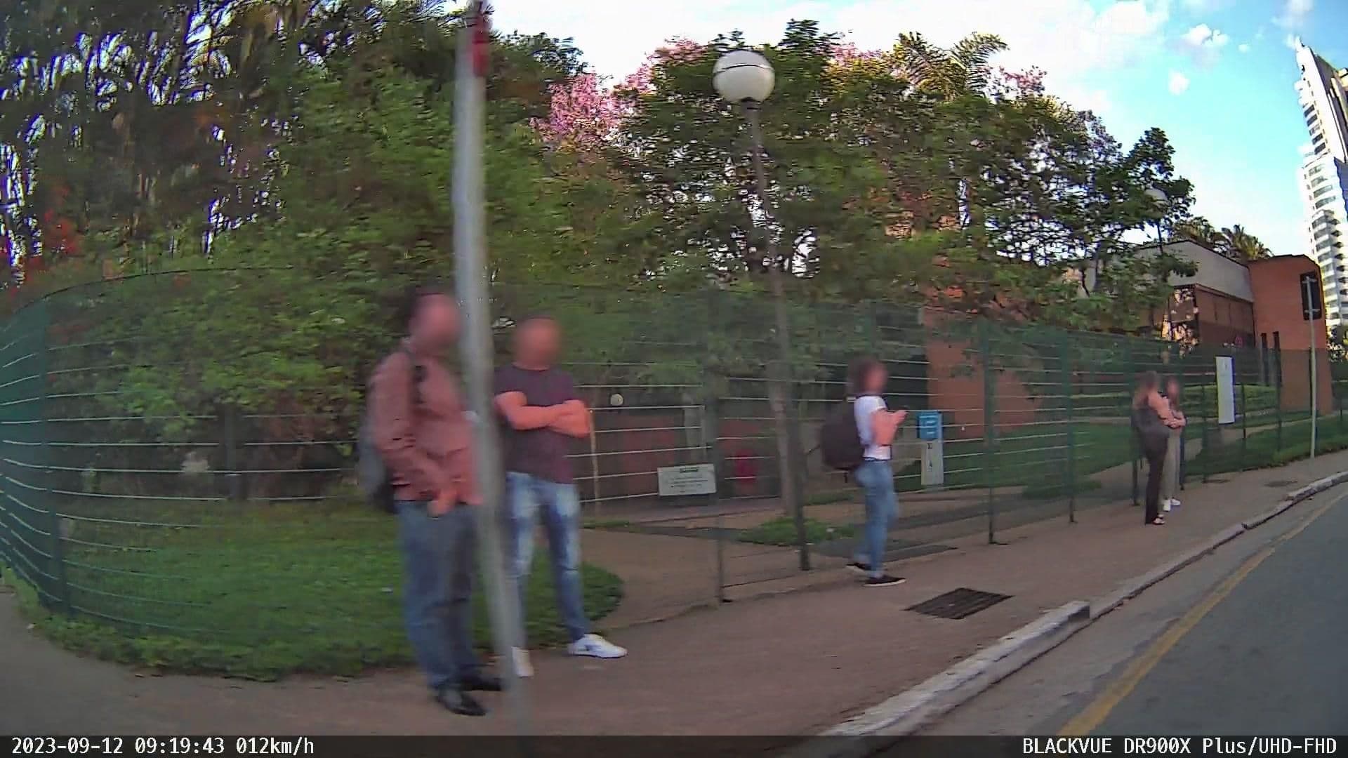 Street view near Aqqua Park, Barueri — © Kaart_Local (CC BY-SA · Mapillary)