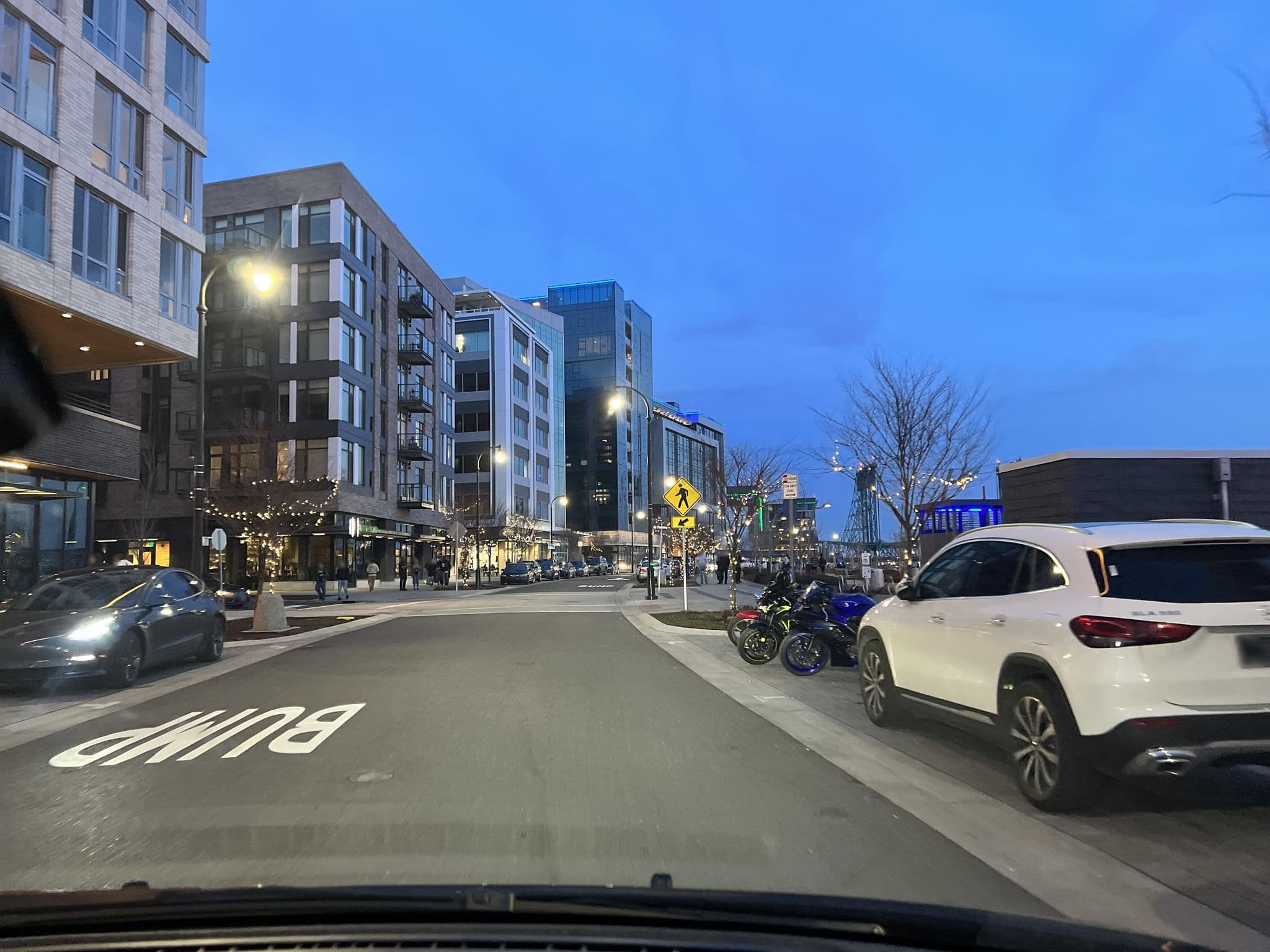 Street view near Riverwest Waterfront Apartments, Vancouver — © tas50 (CC BY-SA · Mapillary)