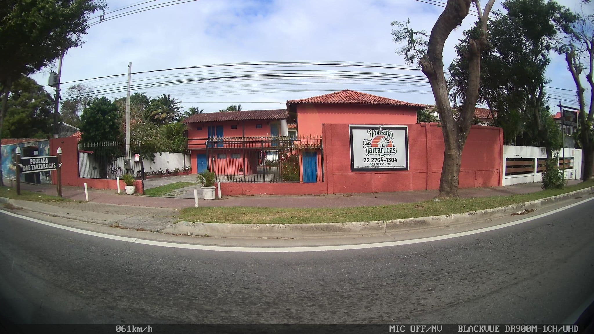 Street view near Pousada das Tartarugas, Rio das Ostras — © kaart_2 (CC BY-SA · Mapillary)
