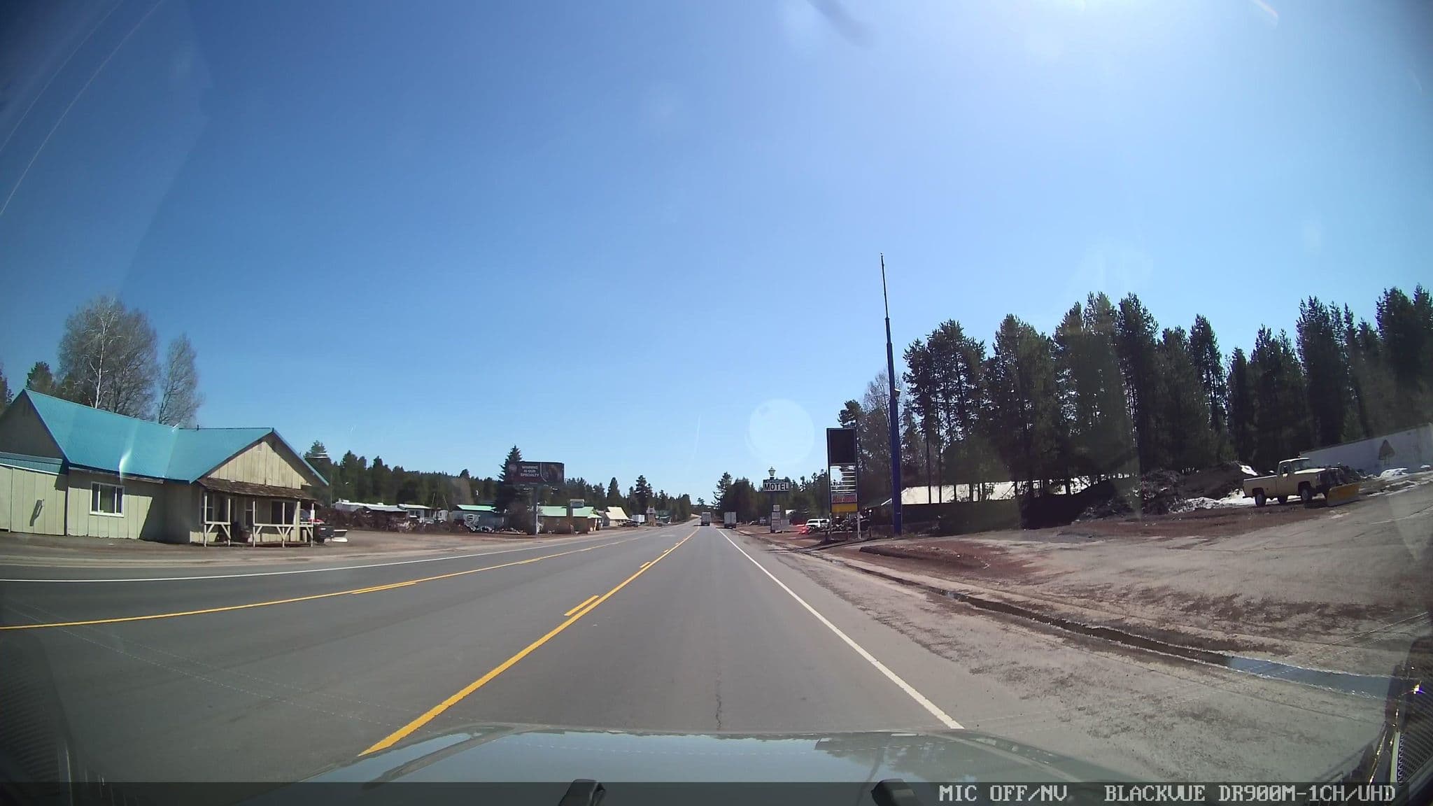 Street view near Budget Inn, La Pine — © asturksever (CC BY-SA · Mapillary)