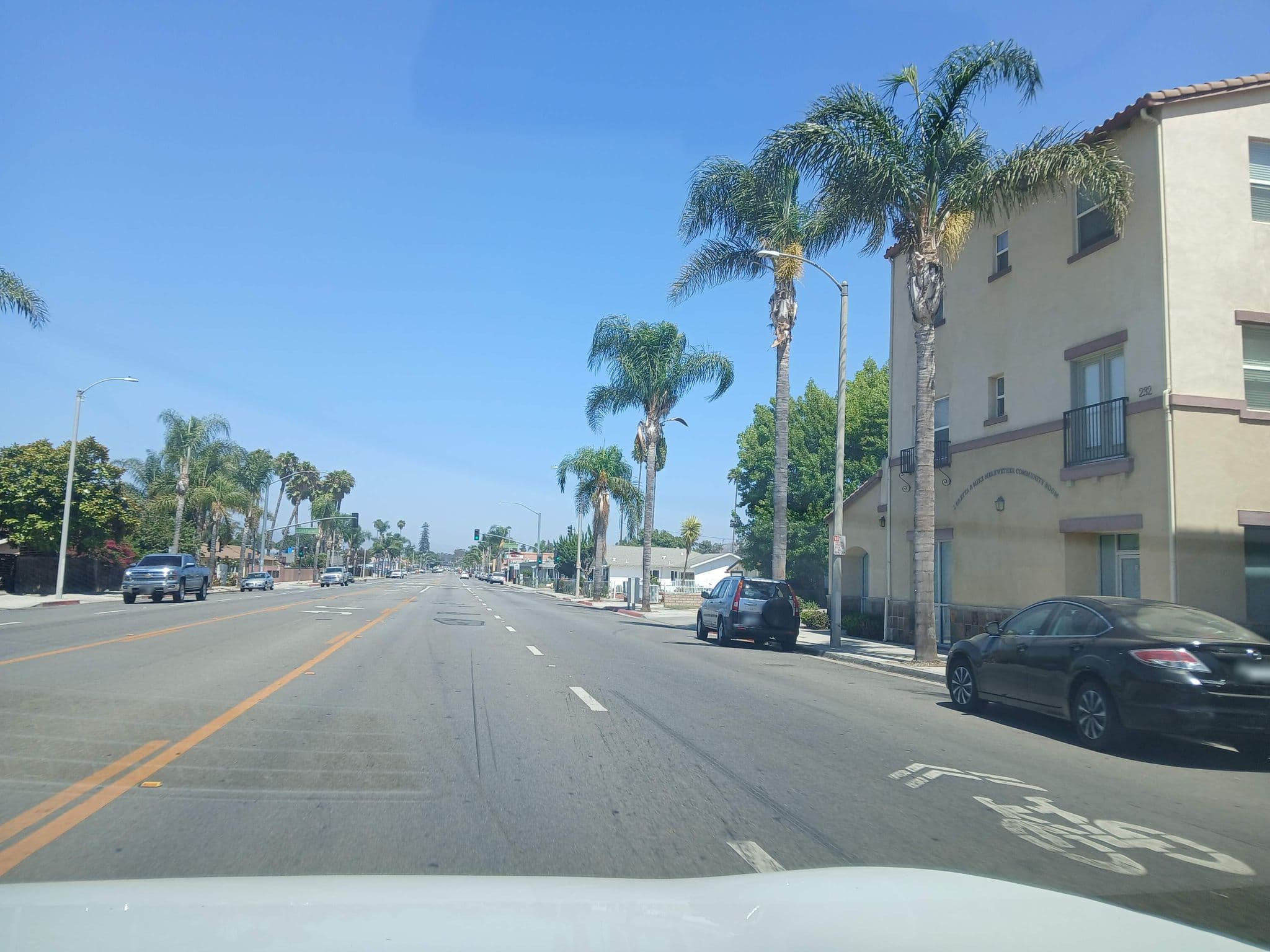 Street view near Courtyard at Harvard, Santa Paula — © newtonwong (CC BY-SA · Mapillary)
