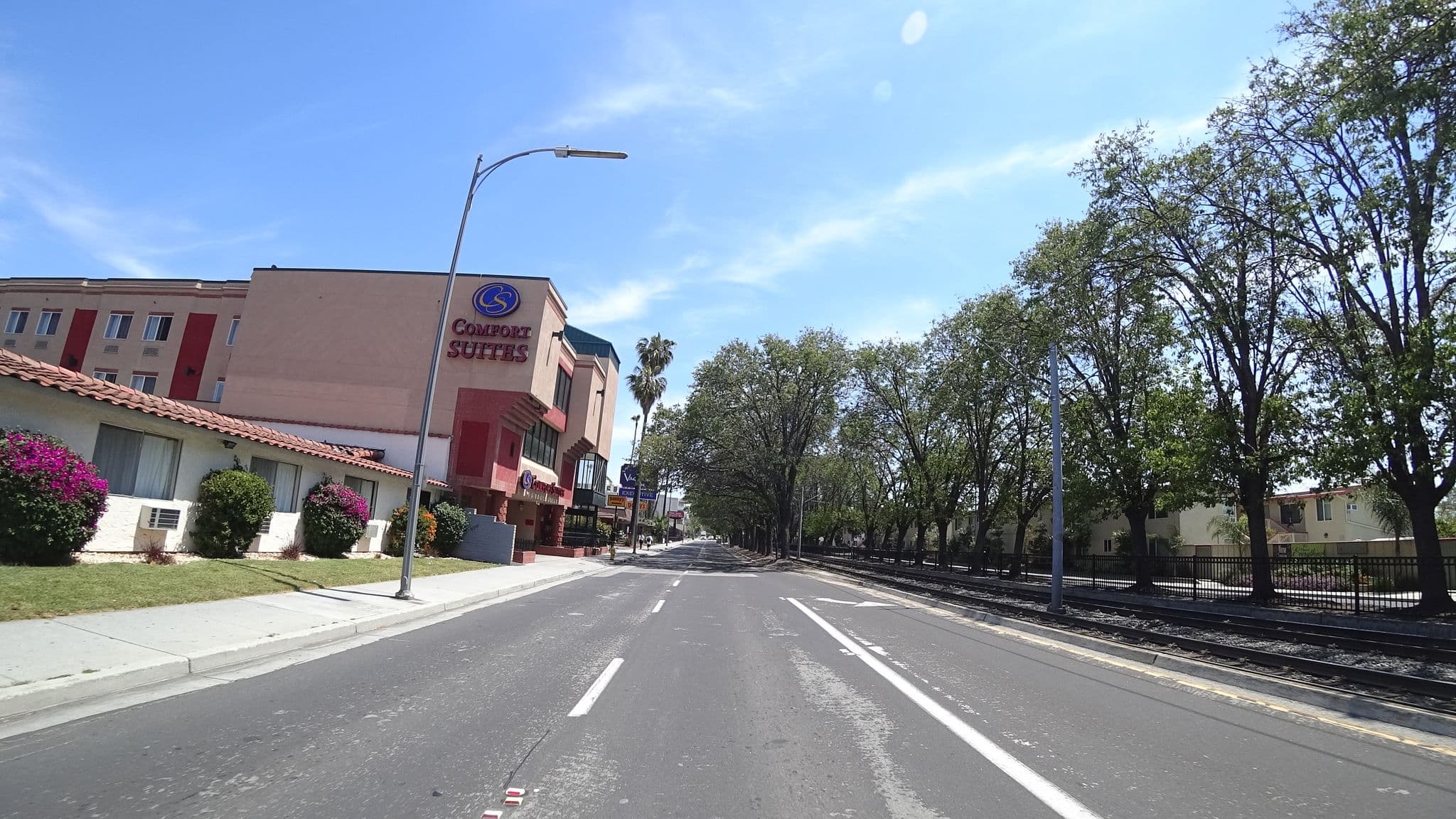 Street view near Comfort Suites San Jose Airport, San Jose — © vta (CC BY-SA · Mapillary)