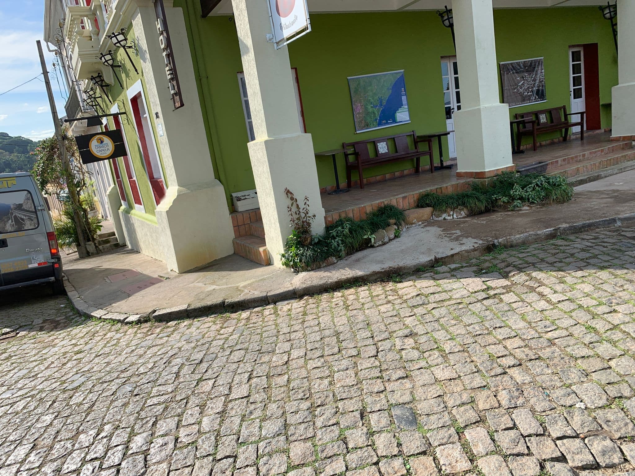 Street view near Pousada Camboa, Antonina — © noel (CC BY-SA · Mapillary)