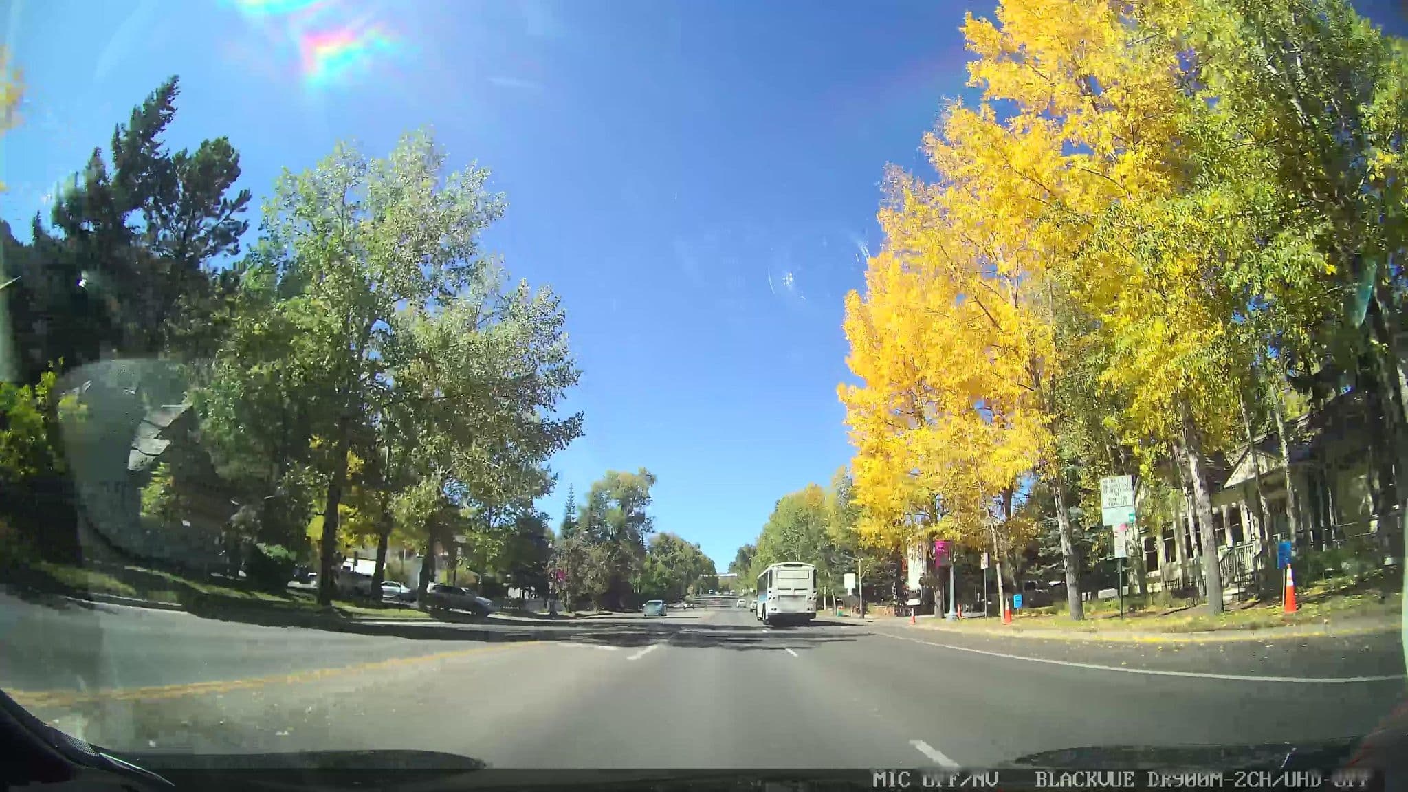 Street view near Molly Gibson Lodge, Aspen — © muthu (CC BY-SA · Mapillary)