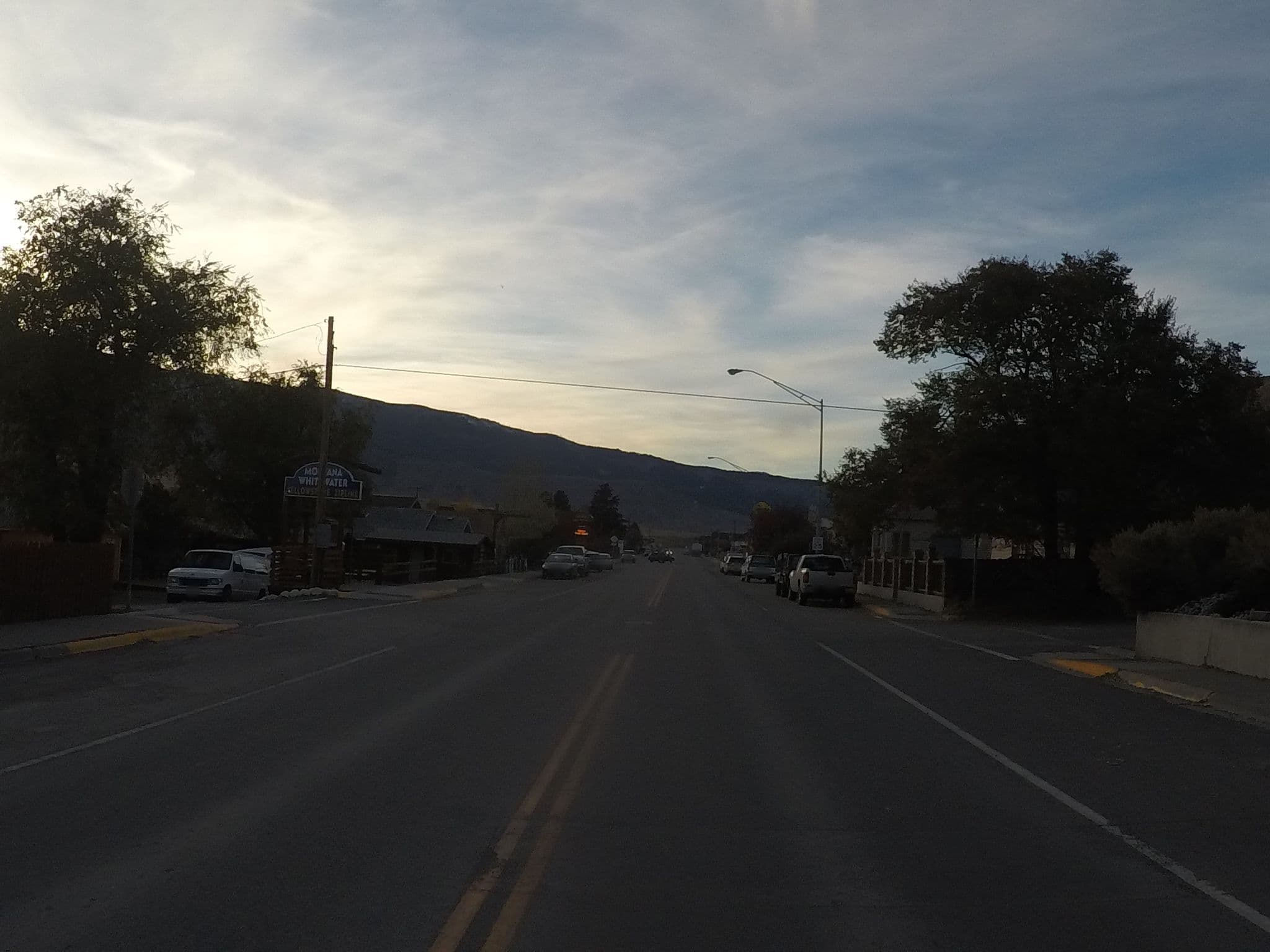 Street view near Riverside Cottages, West Yellowstone — © chrisbeddow (CC BY-SA · Mapillary)