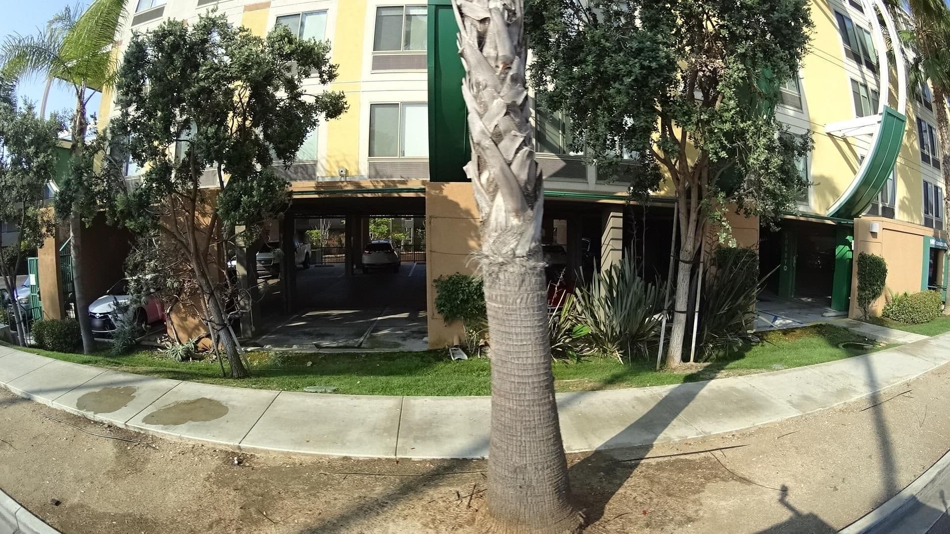 Street view near Holiday Inn Oceanside, Oceanside — © marker_geo (CC BY-SA · Mapillary)