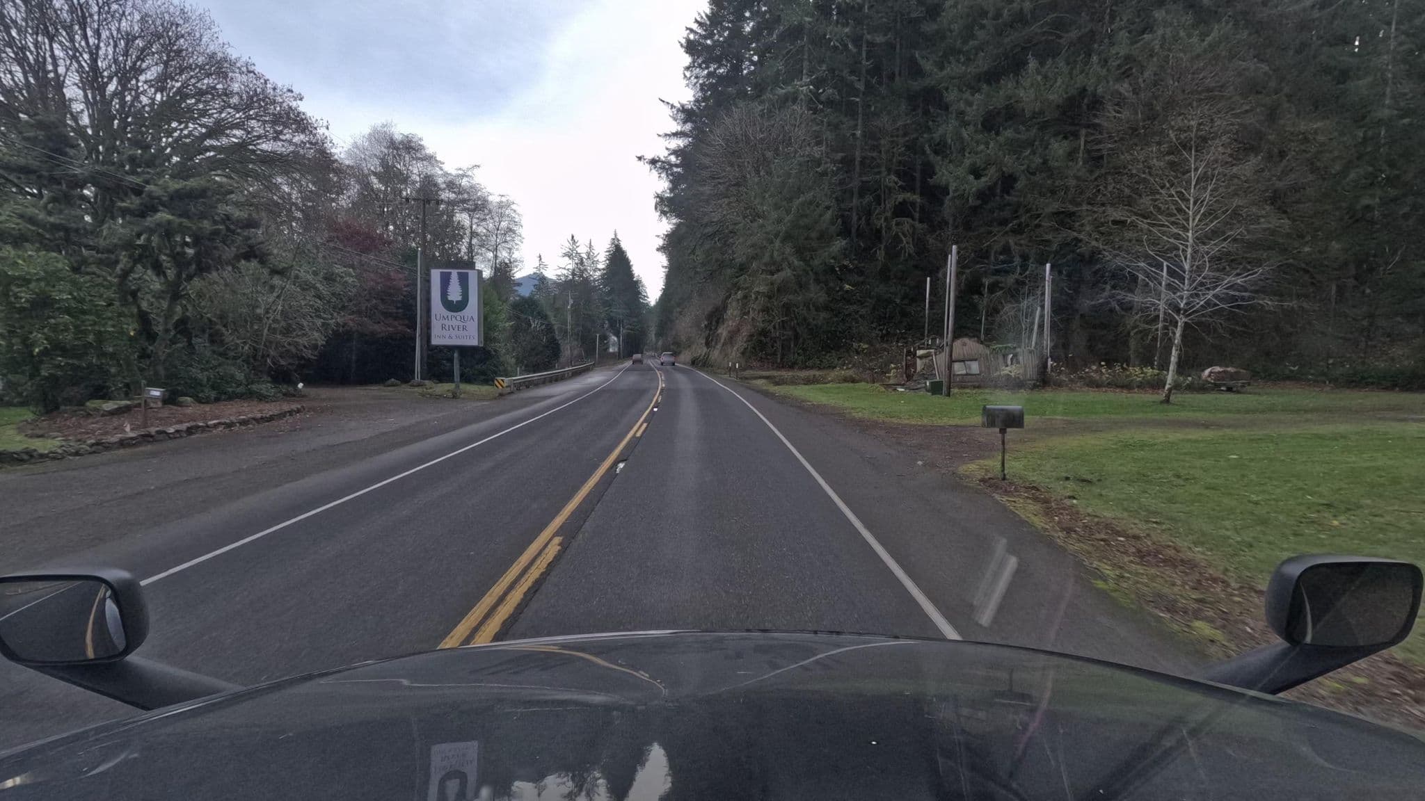 Street view near Umpqua River Inn & Suites, Reedsport — © bct (CC BY-SA · Mapillary)
