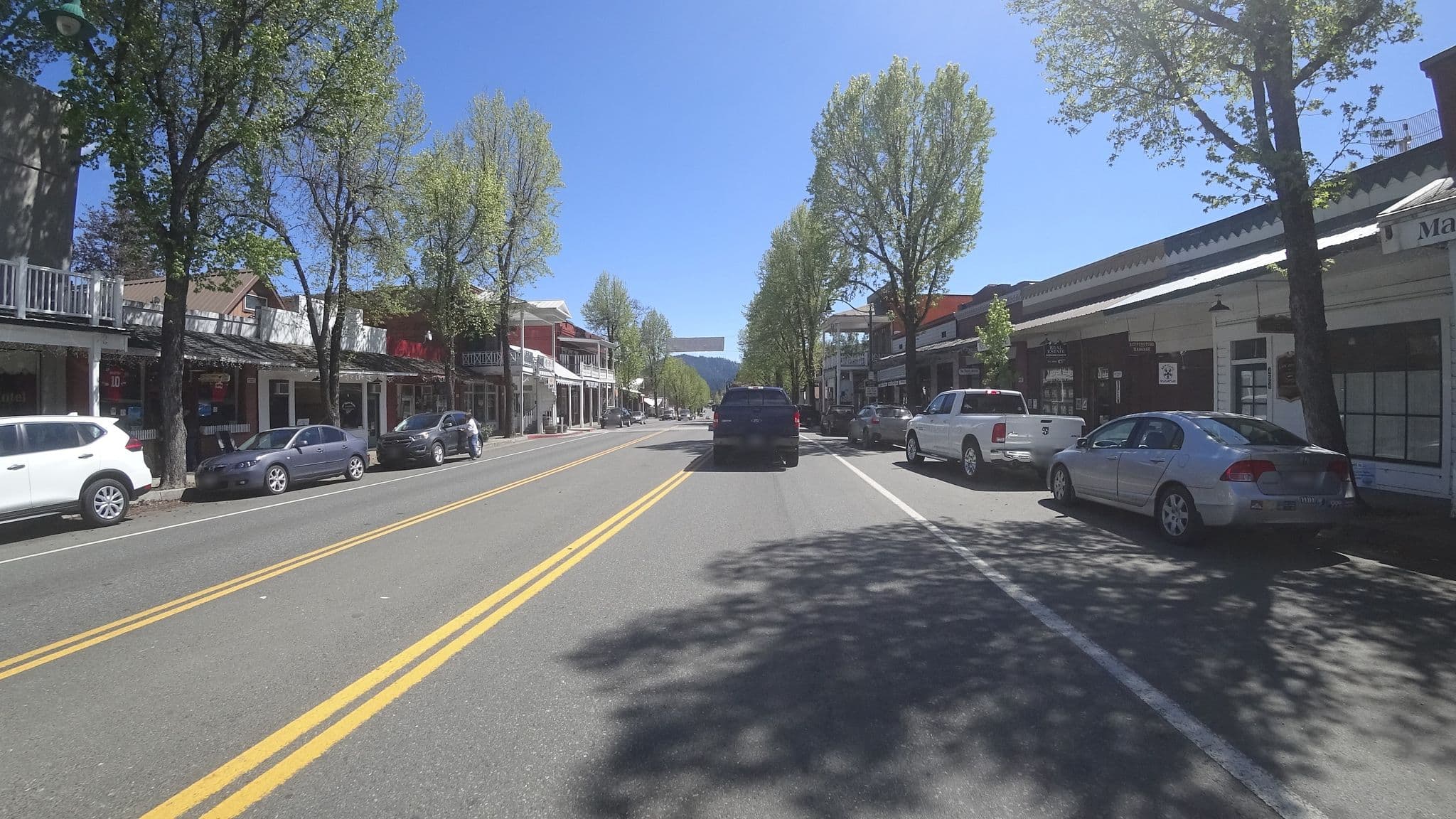 Street view near Weaverville Hotel & Emporium, Hayfork — © stilldavid (CC BY-SA · Mapillary)