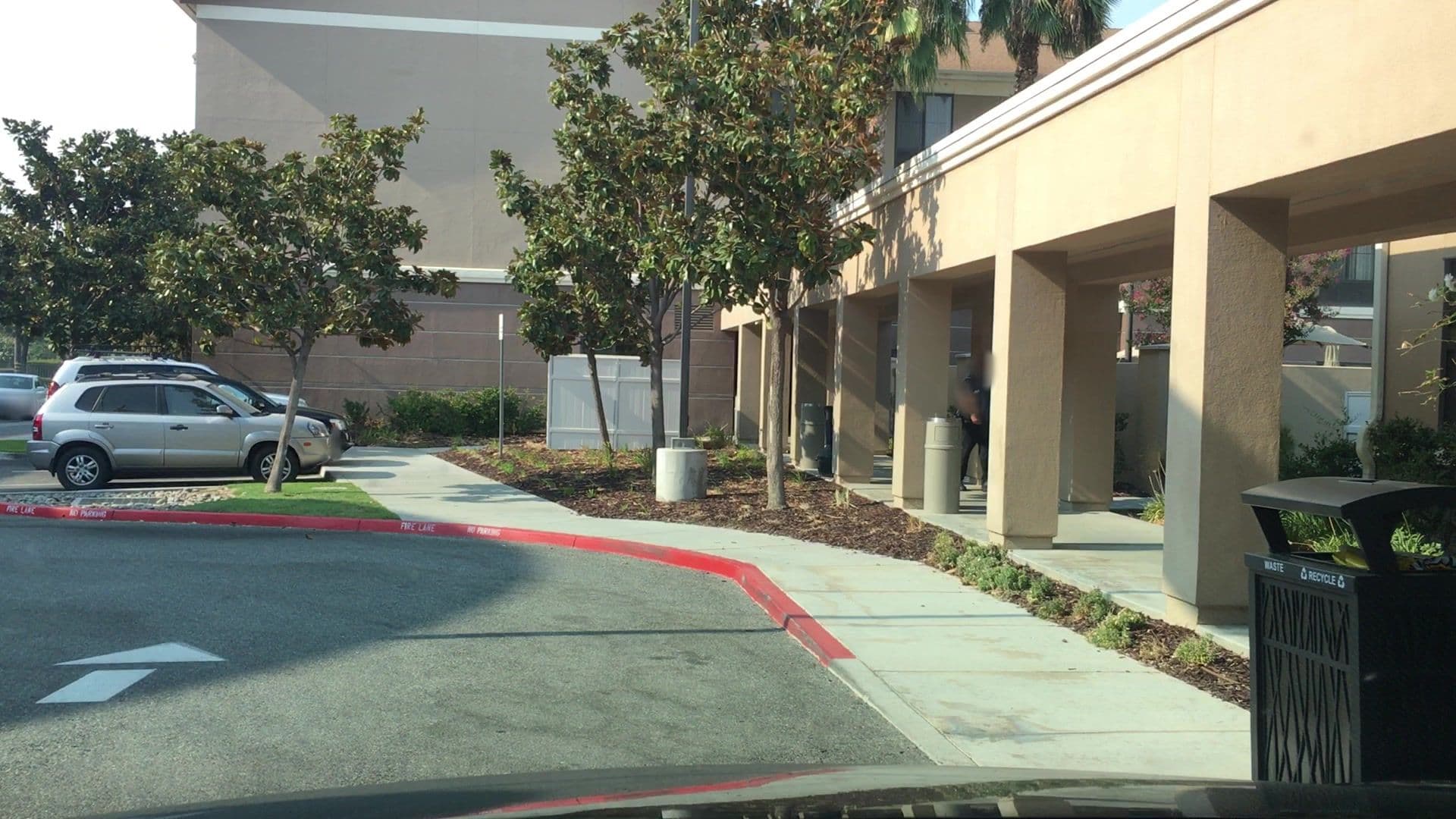 Street view near Homewood Suites by Hilton Fresno, Old Fig Garden — © lvl5 (CC BY-SA · Mapillary)