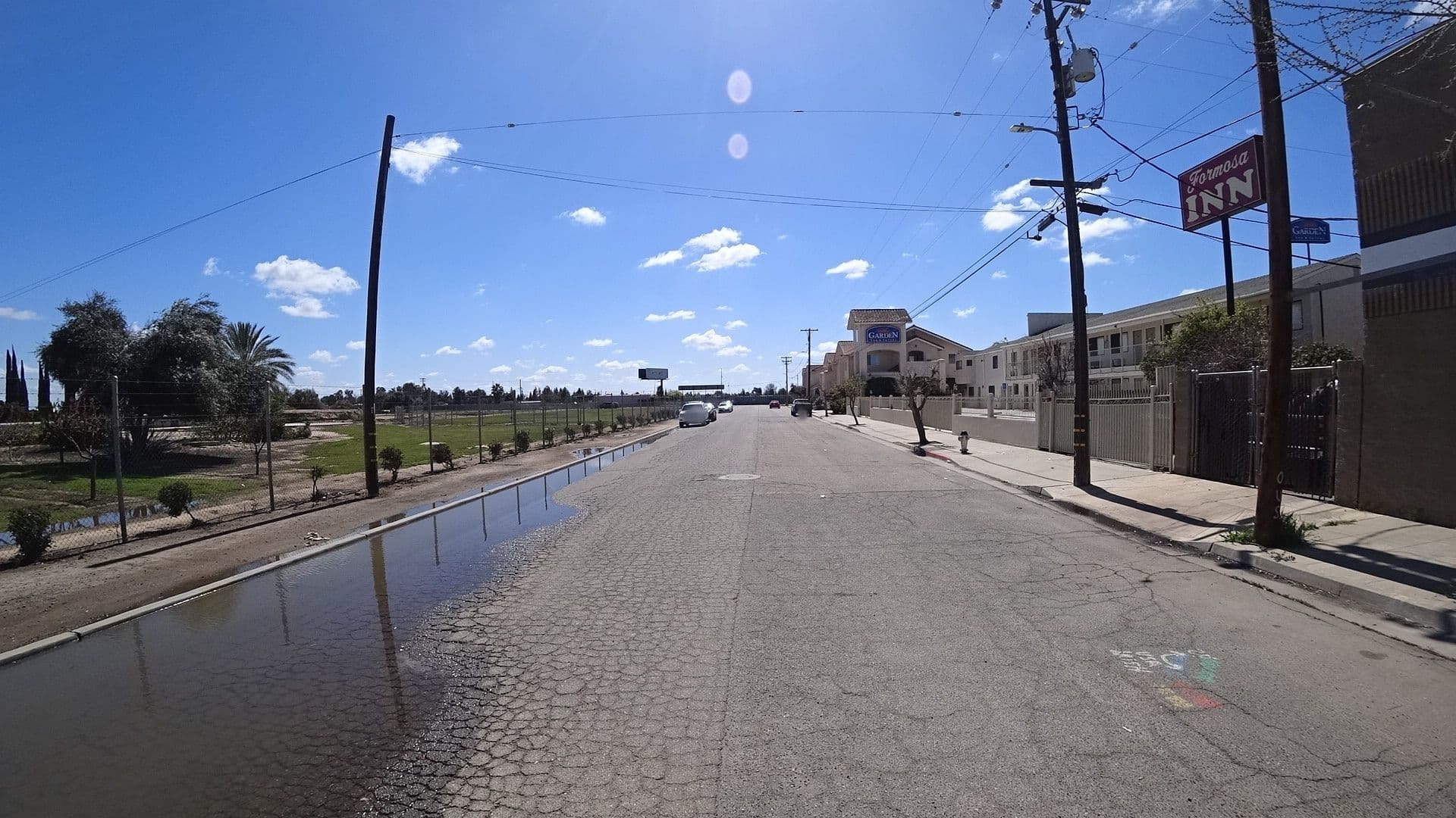 Street view near Formosa Inn, Old Fig Garden — © marker_geo (CC BY-SA · Mapillary)